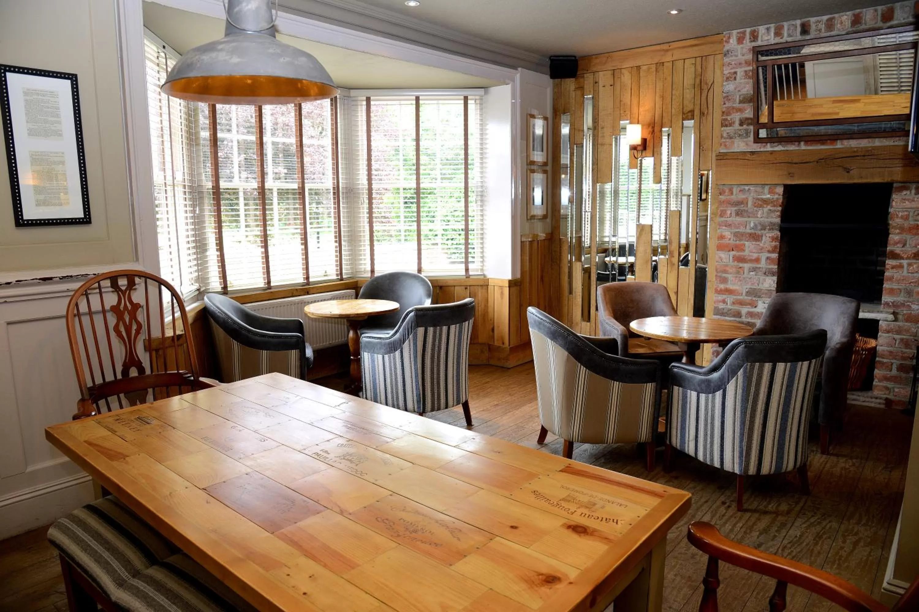 Lounge or bar in Crewe & Harpur, Derby by Marston's Inns