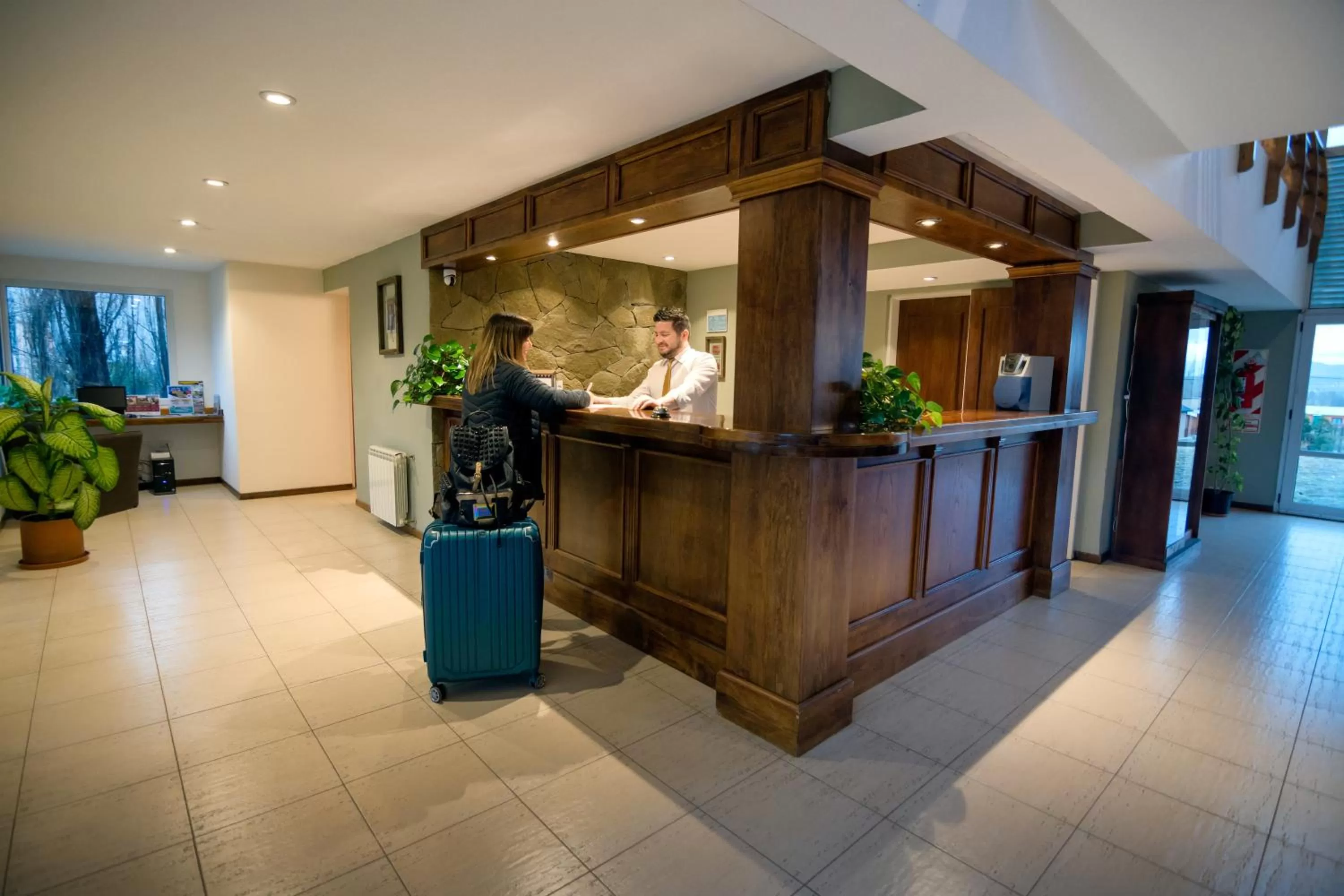 Lobby or reception in Tierra Tehuelche Hostería y Aparts