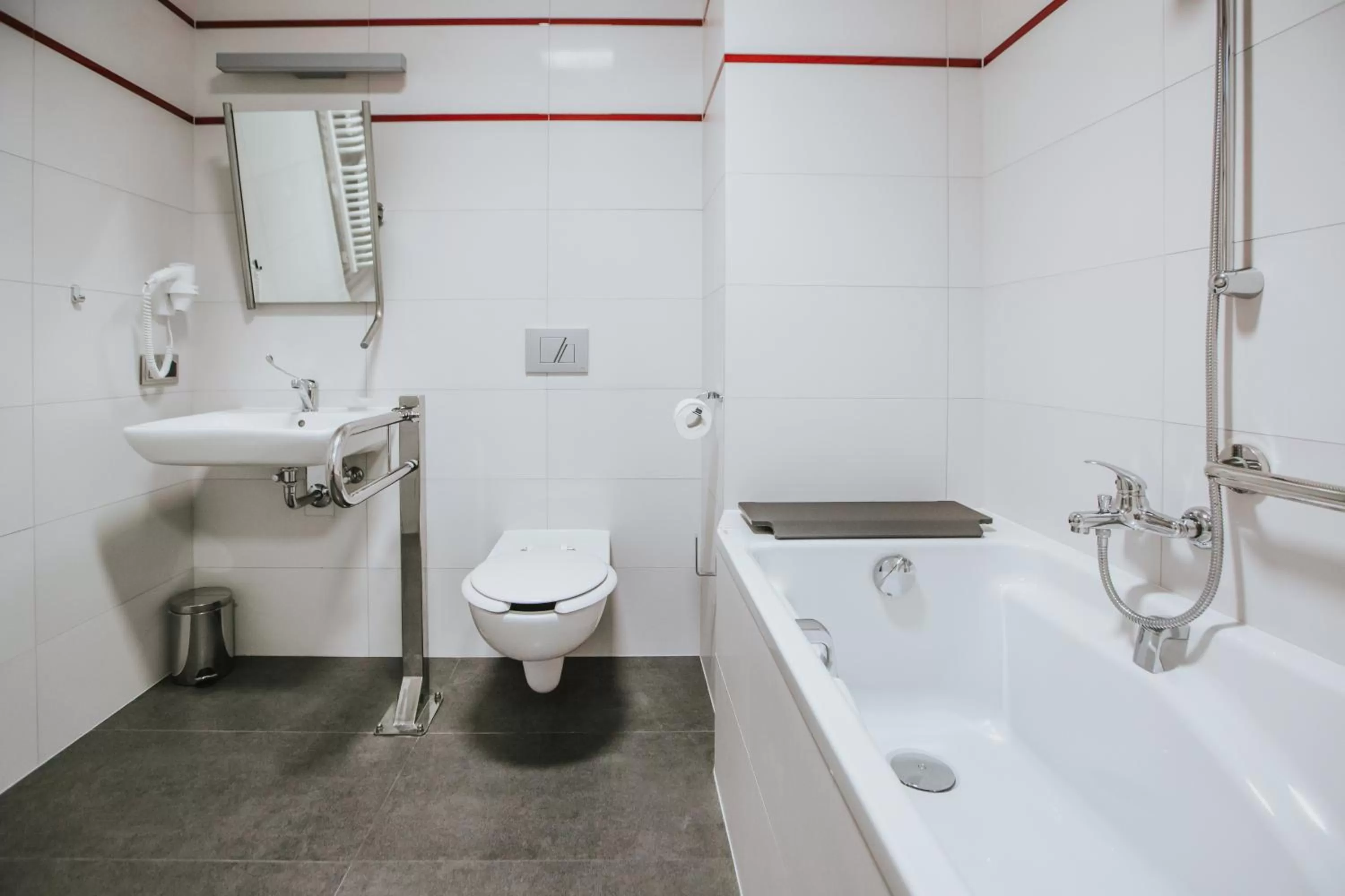 Toilet in Hotel Radocza Park Business & Spa