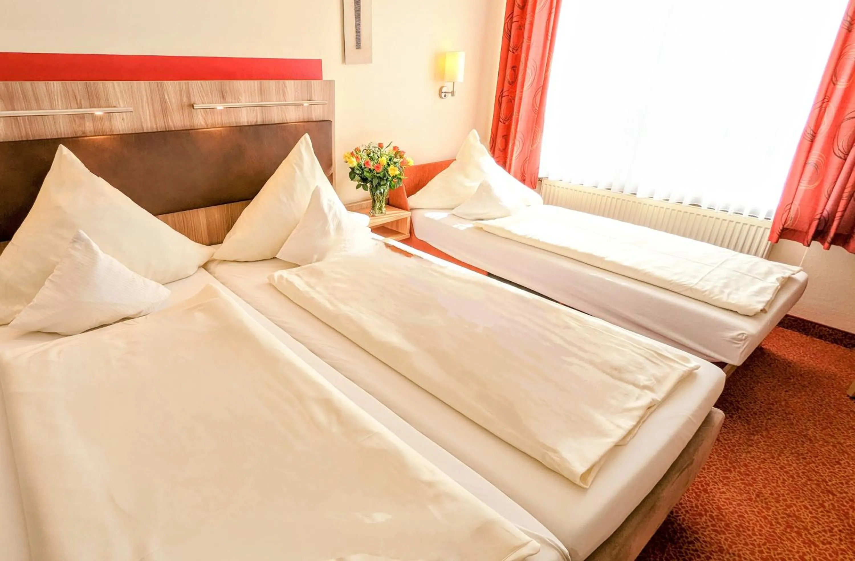 Bed in Ambient Hotel am Europakanal