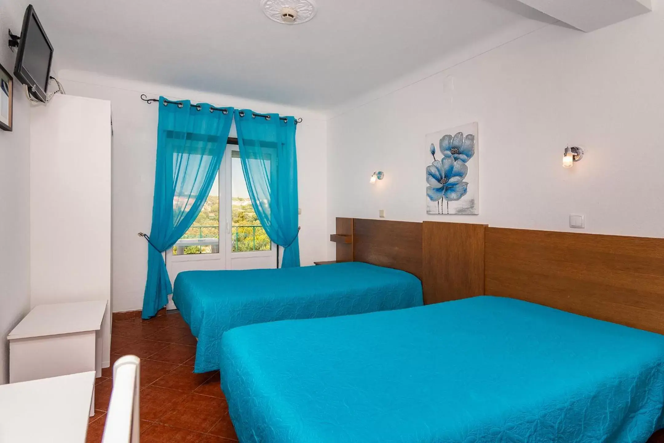 Twin Room in Graca Hotel Twin Room in Graca Hotel