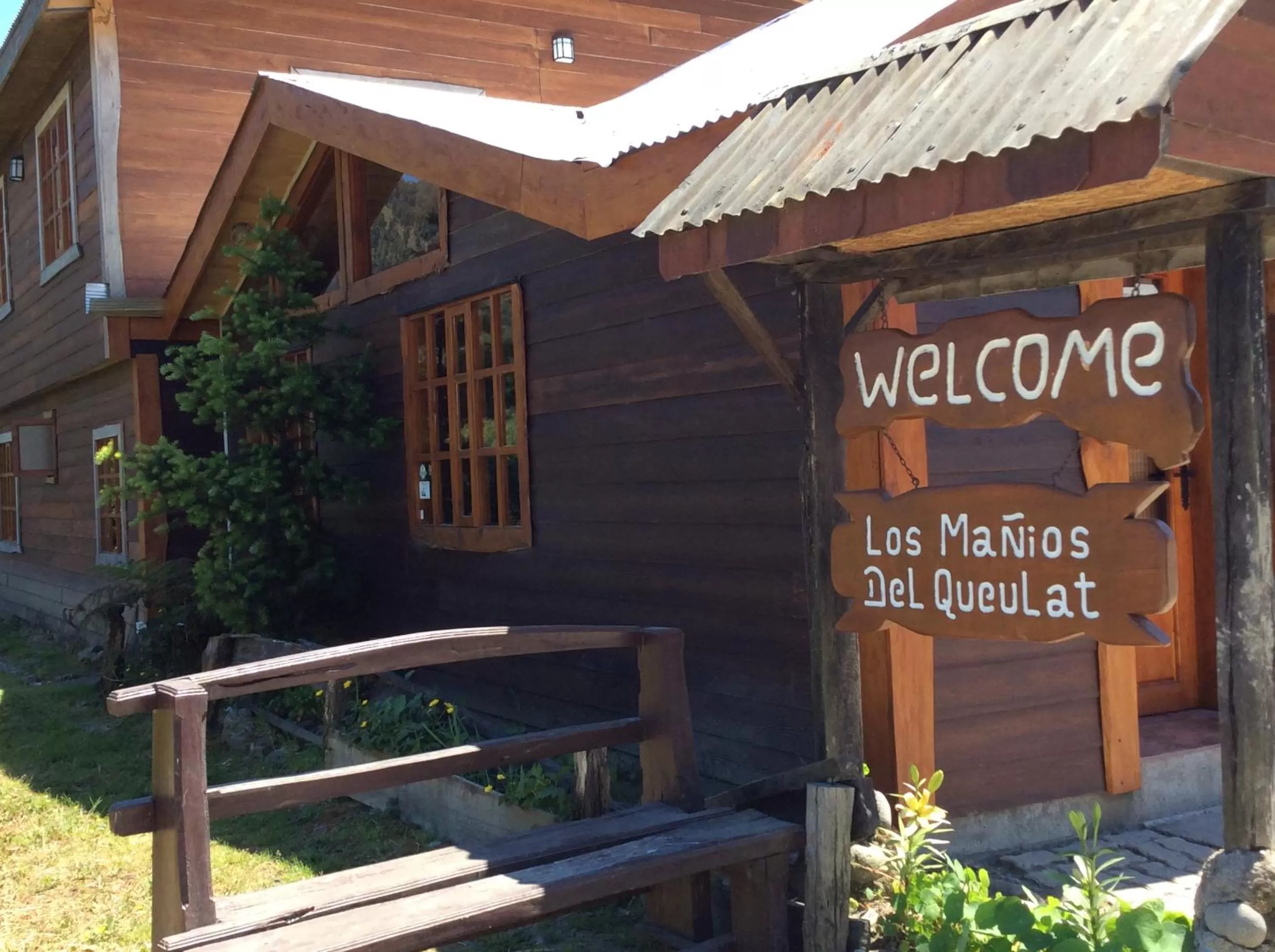 Street view in Los Mañíos Del Queulat Puyuhuapi