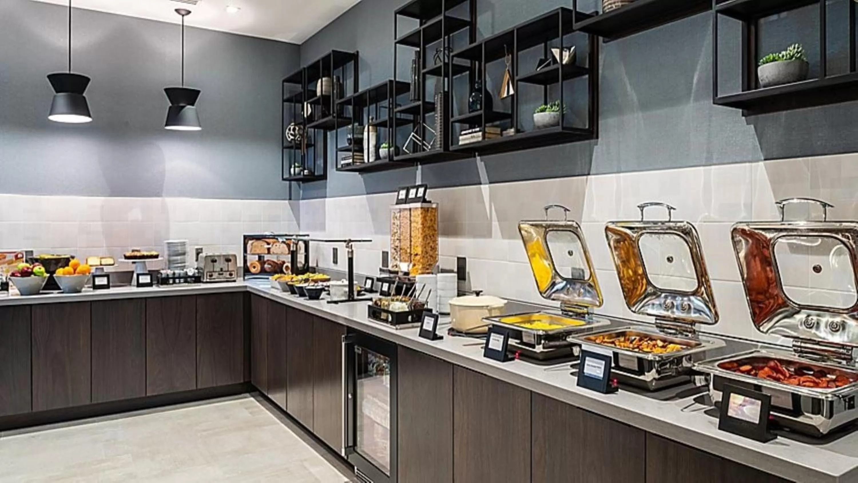 Breakfast in Holiday Inn Express - Boston Logan Airport - Revere by IHG