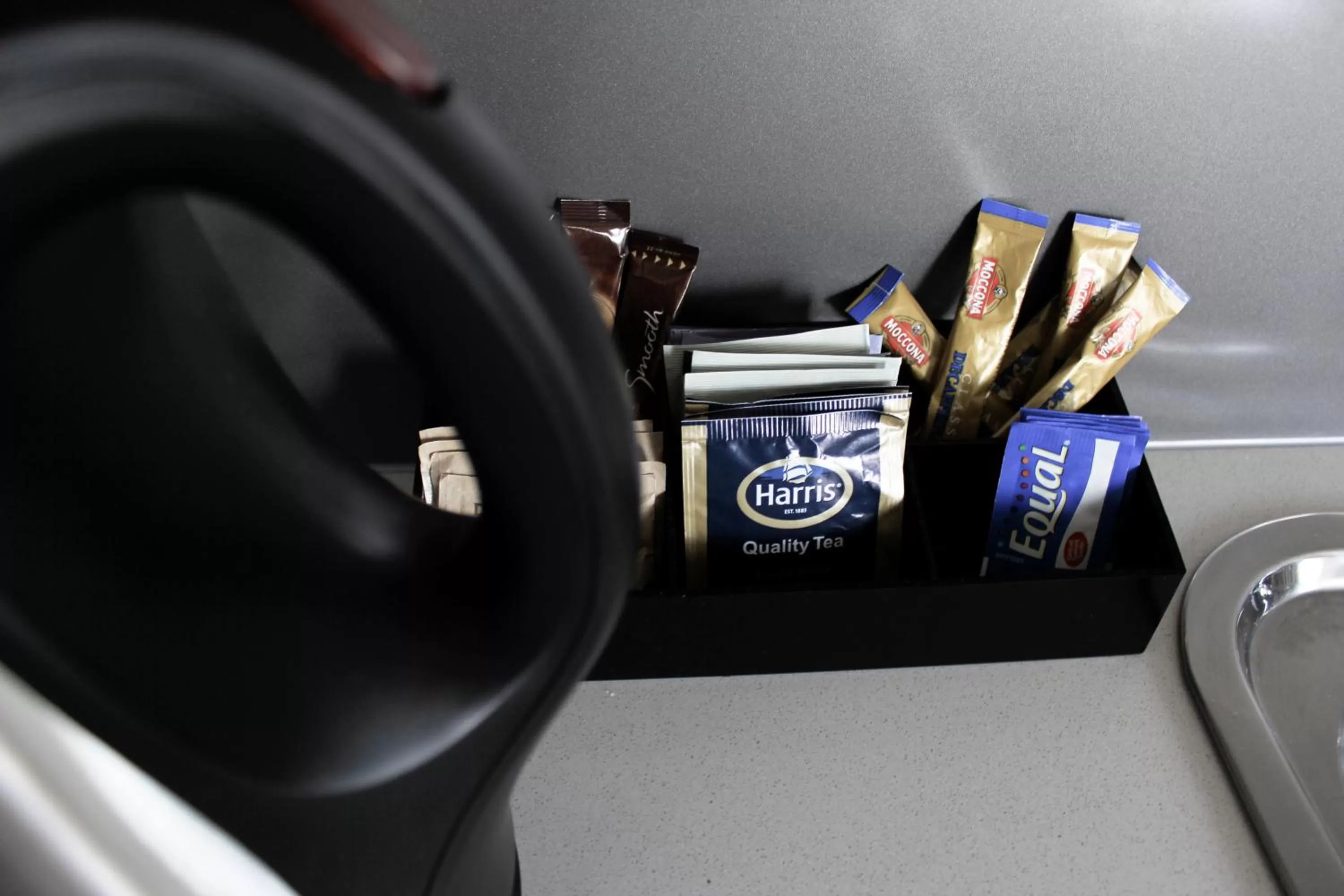 Coffee/tea facilities in Essence Apartments Chermside