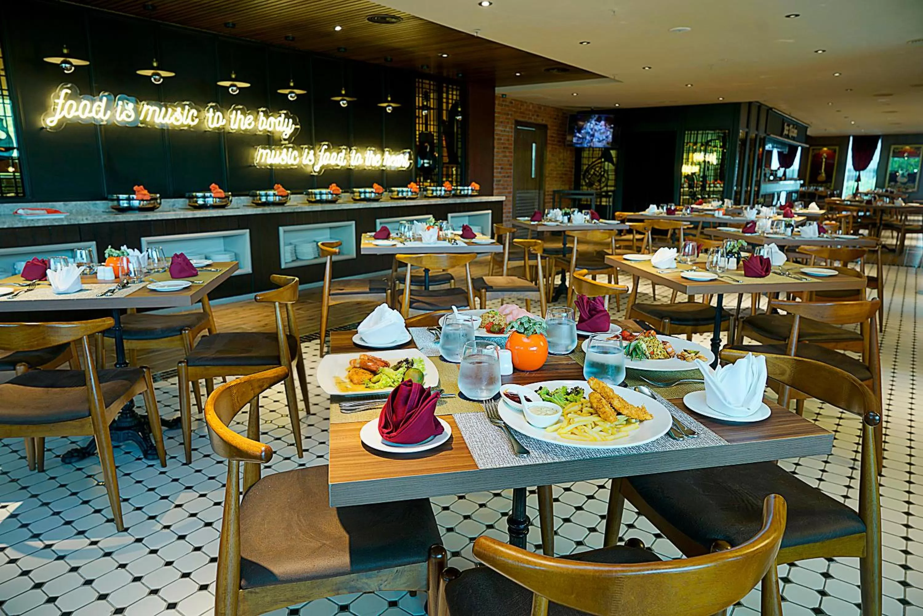 Restaurant/places to eat in Jazz Hotel Penang