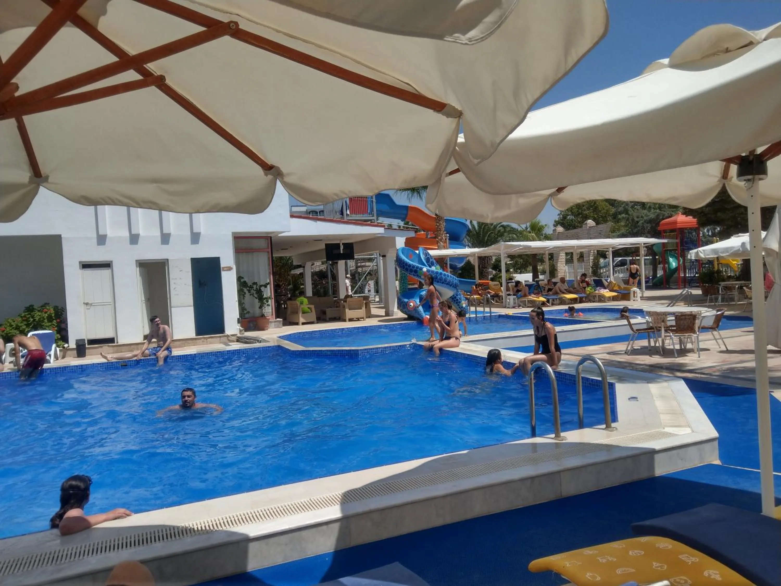 Patio in Hotel Billurcu