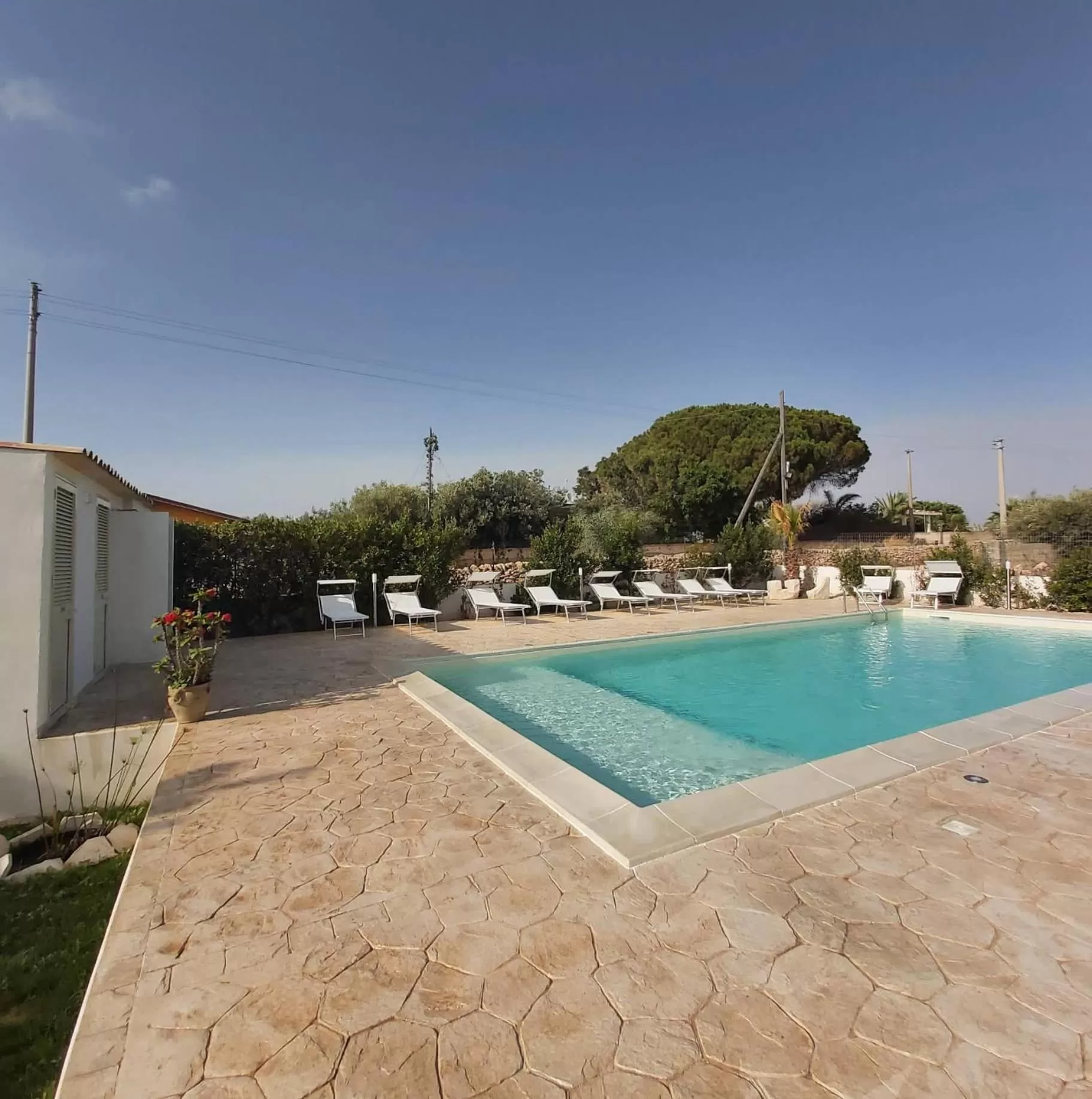 Swimming pool in B&B Villa Francesco