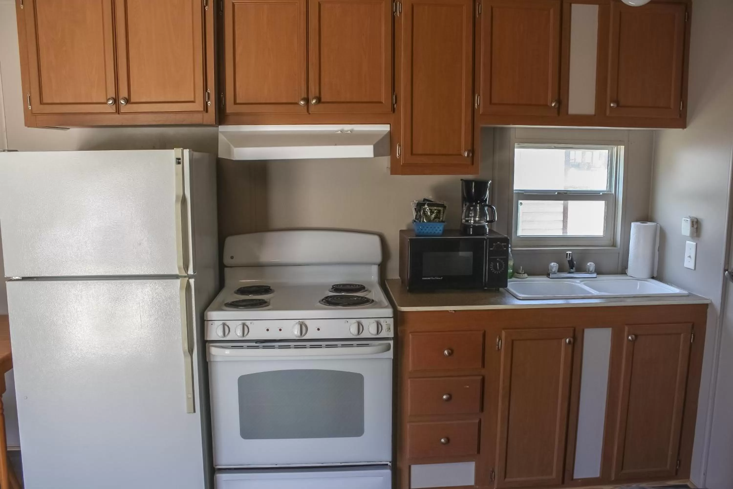 Kitchen or kitchenette, Kitchen/Kitchenette in Rayburn Inn