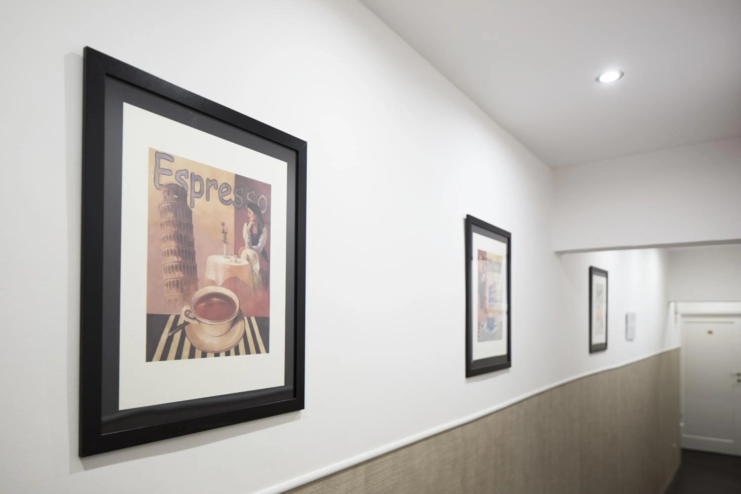 Decorative detail in Loggia Fiorentina