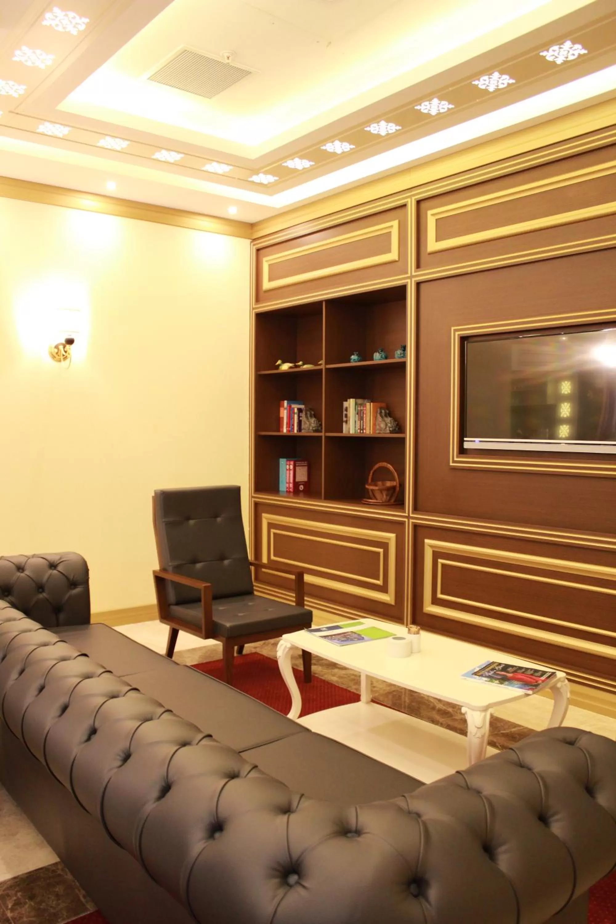 Library in Altın Otel & Spa Balıkesir