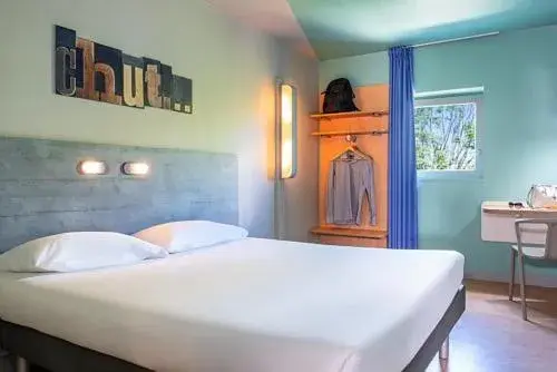 Double Room in ibis budget Grigny Centre Double Room in ibis budget Grigny Centre