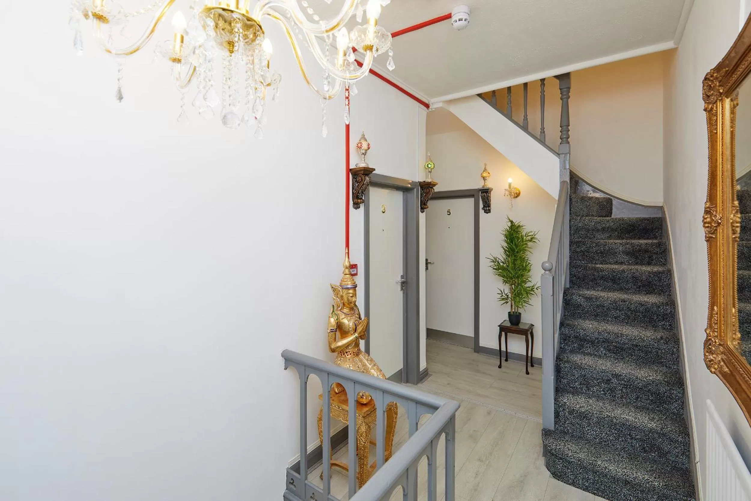 Property building in Parkside Lodge