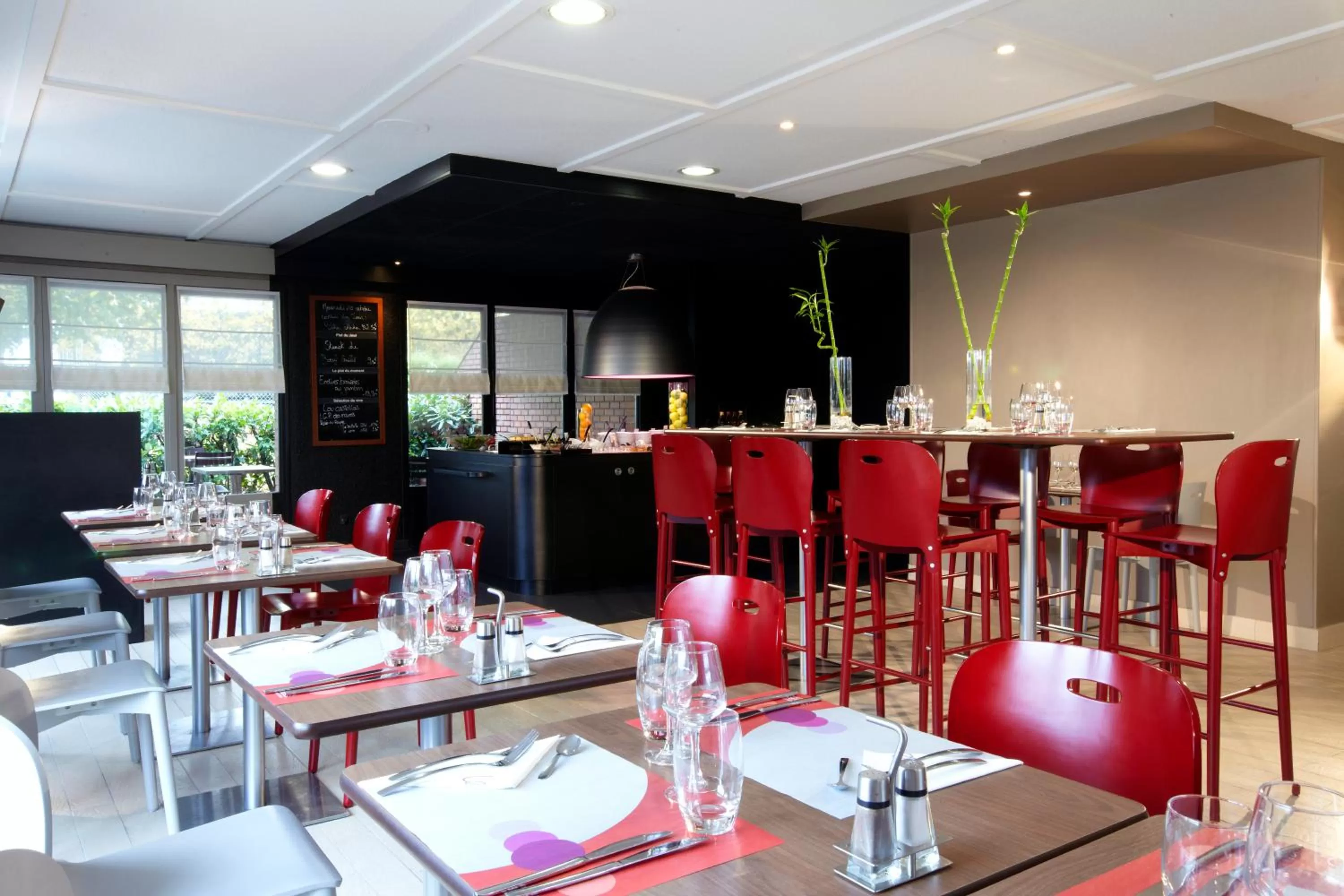 Restaurant/places to eat in Campanile Rouen Est - Franqueville Saint Pierre