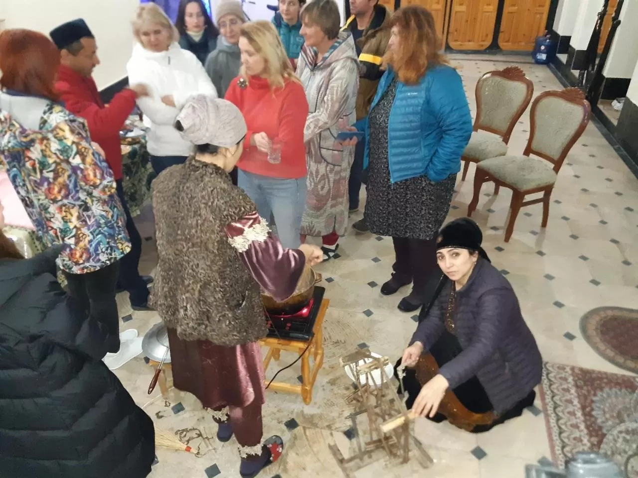 People in Risqiro'z Ancient Boutique Hotel