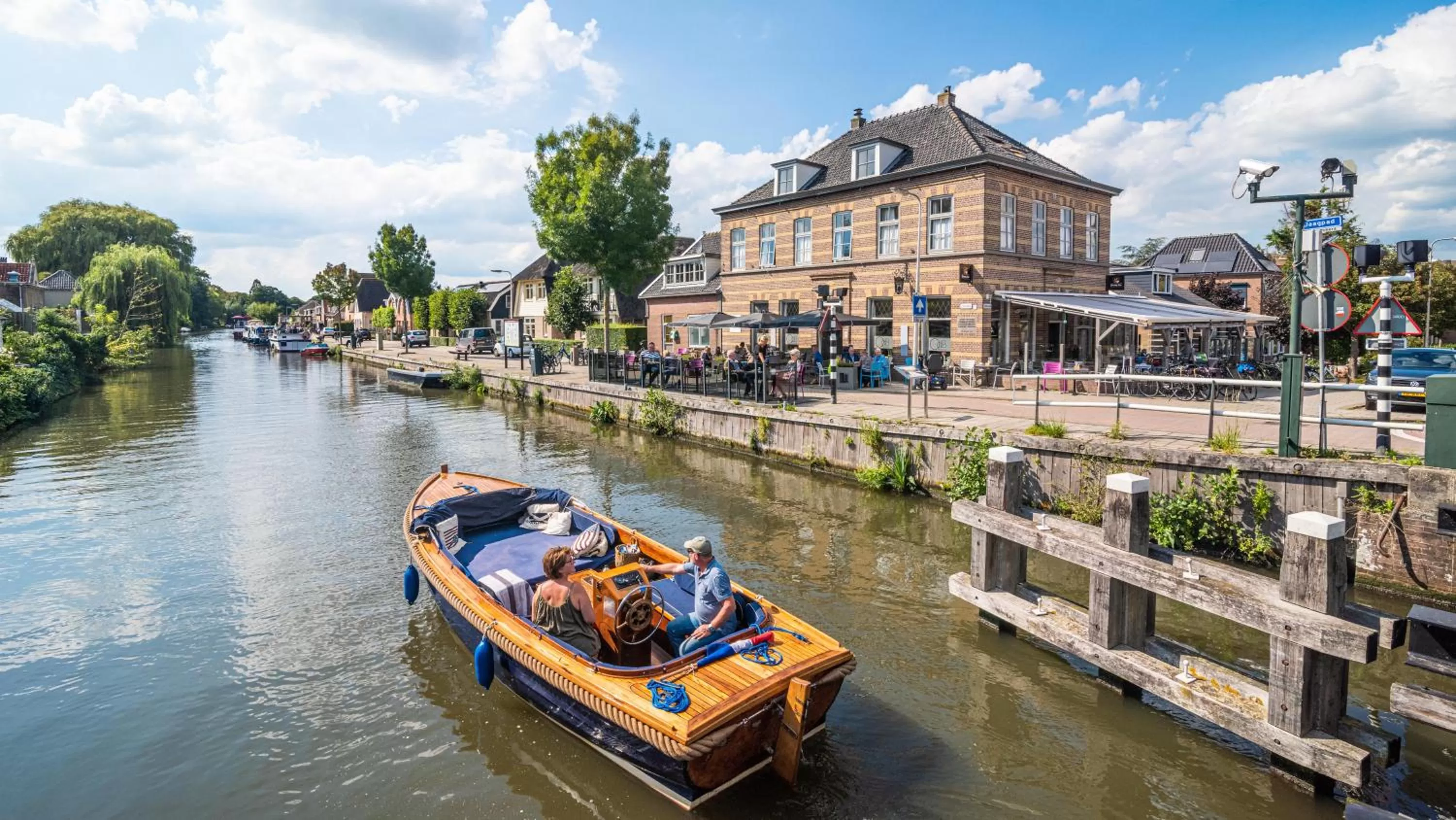 Nearby landmark in Hotel Over de Brug