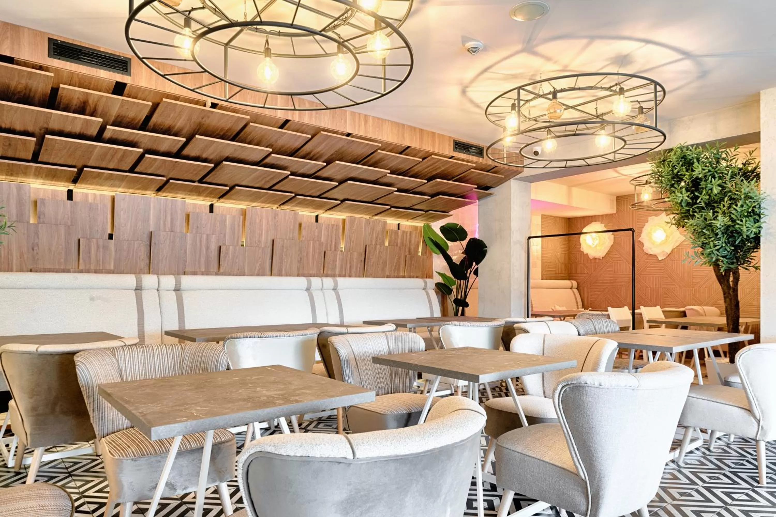 Seating area in Citi Hotel's Łódź