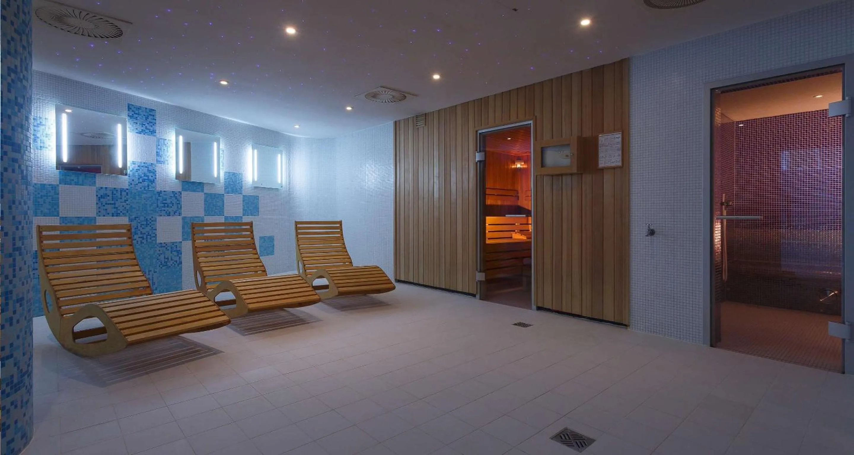 Spa and wellness centre/facilities in Best Western Hotel Jurata