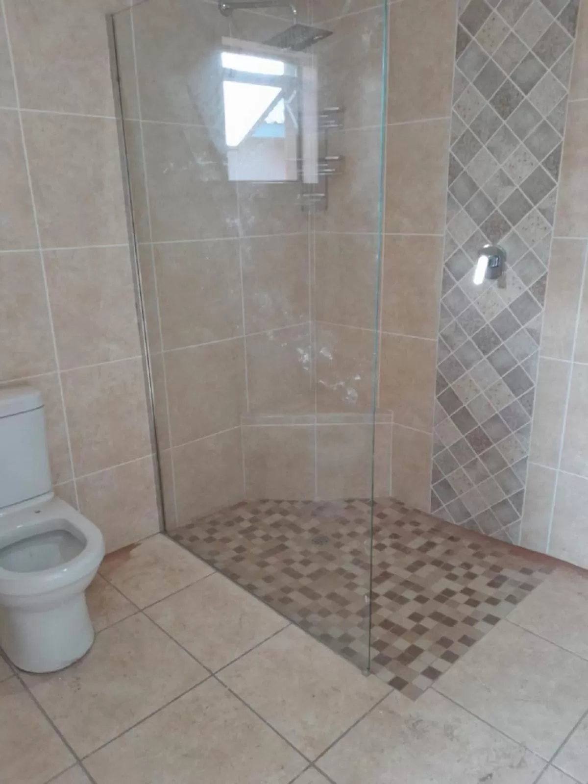 Shower, Bathroom in ATKV Buffelspoort