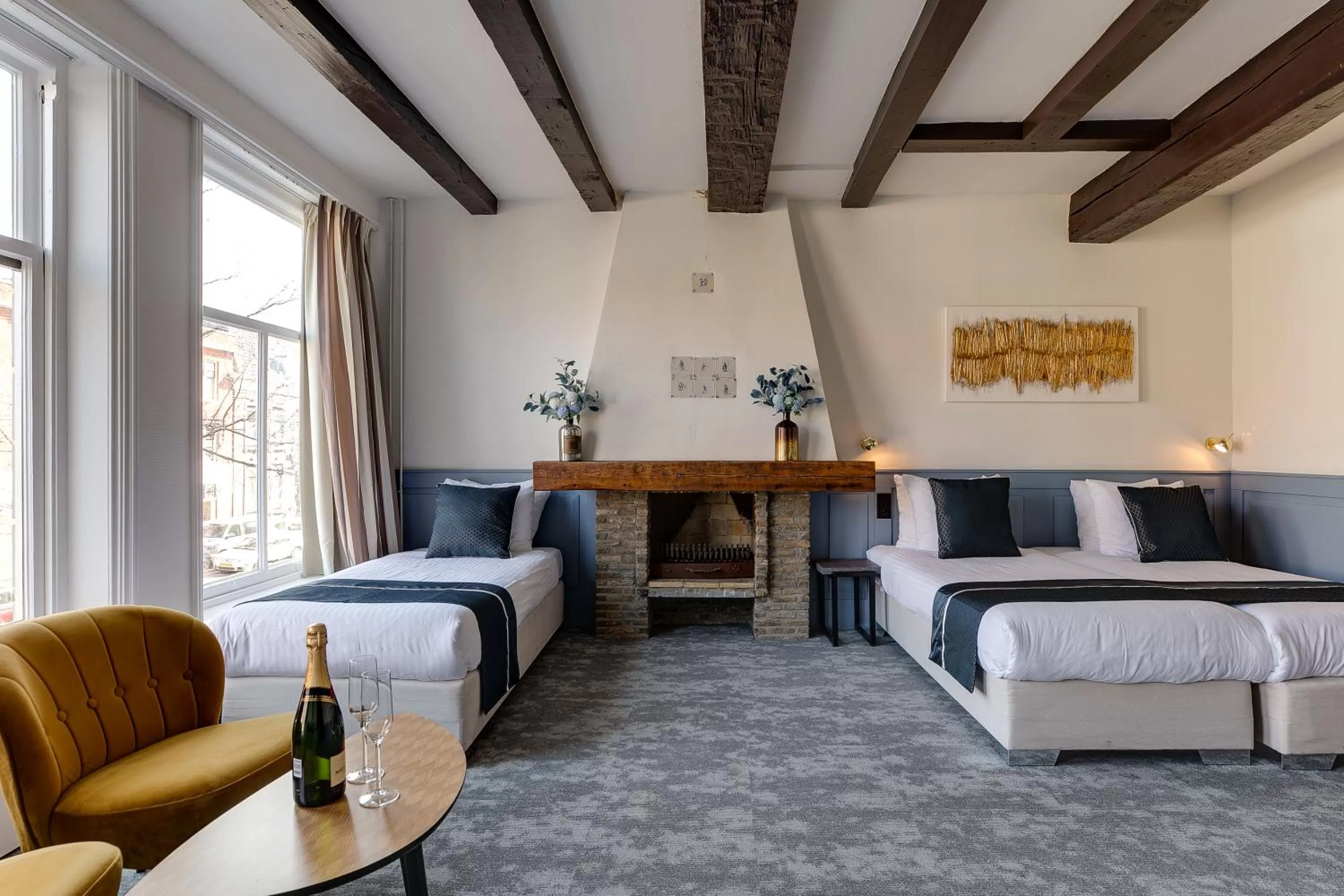 Photo of the whole room in Hotel Royal Bridges