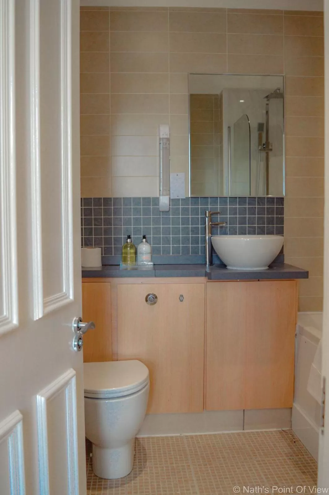 Bathroom in Redstones