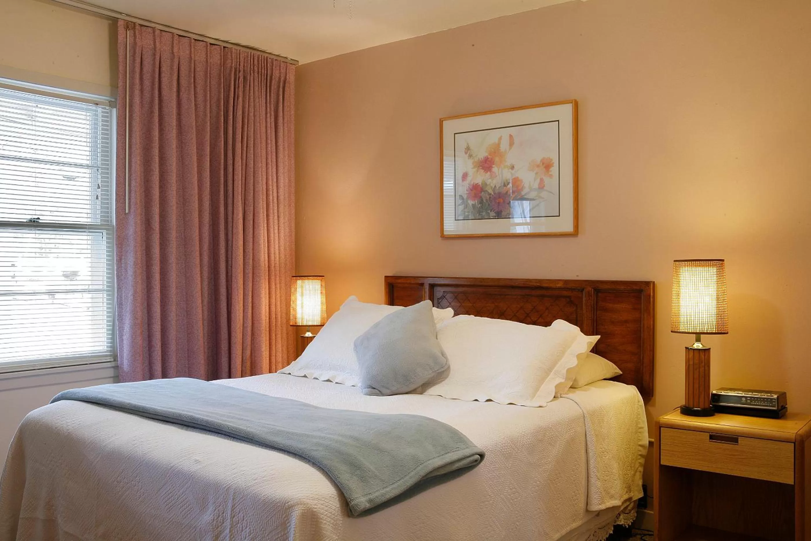 Bedroom, Bed in Peninsula Park-View Resort