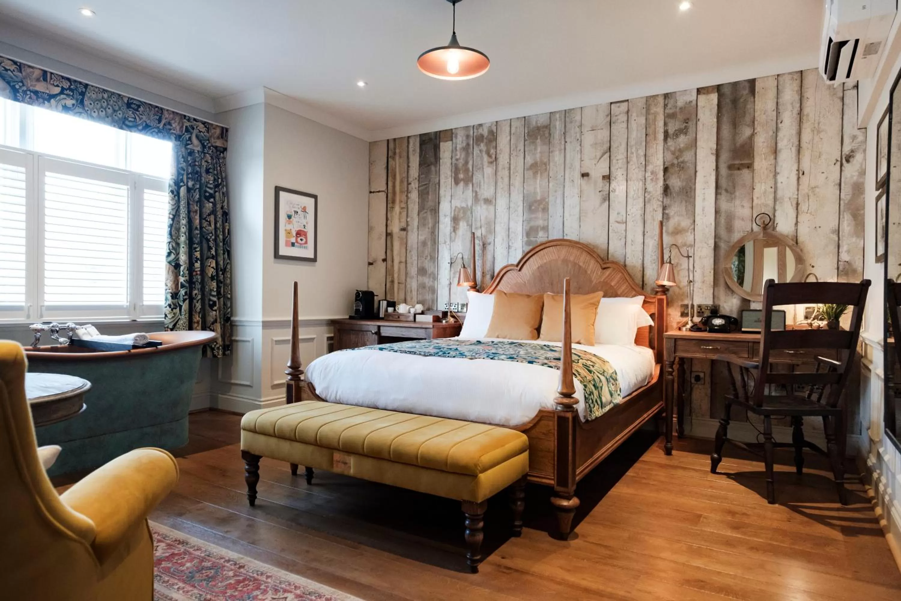 Bed in Bear Of Burton