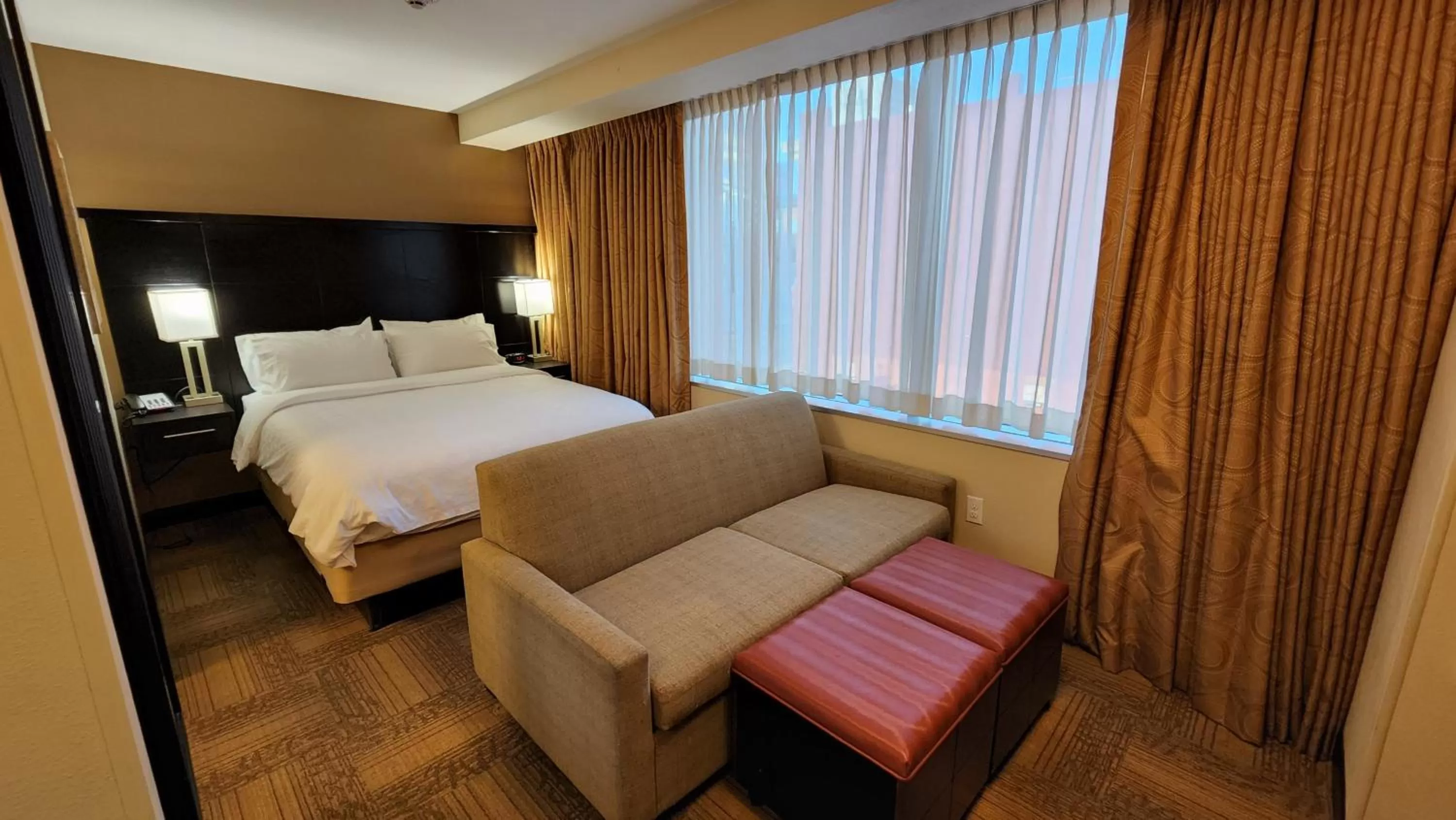 Photo of the whole room, Bed in Staybridge Suites Denver Downtown by IHG