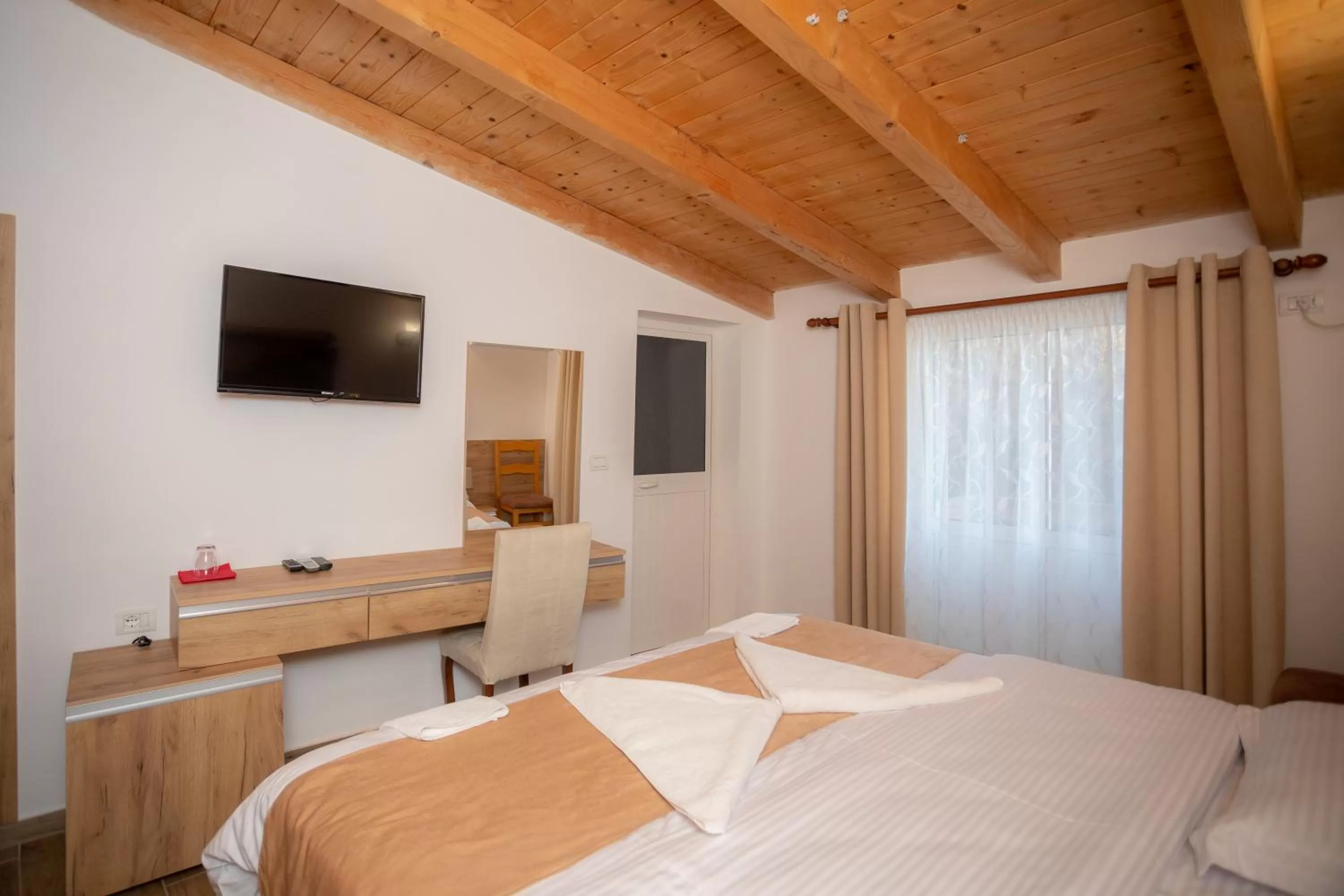 Bed in Hotel Grandpa's House