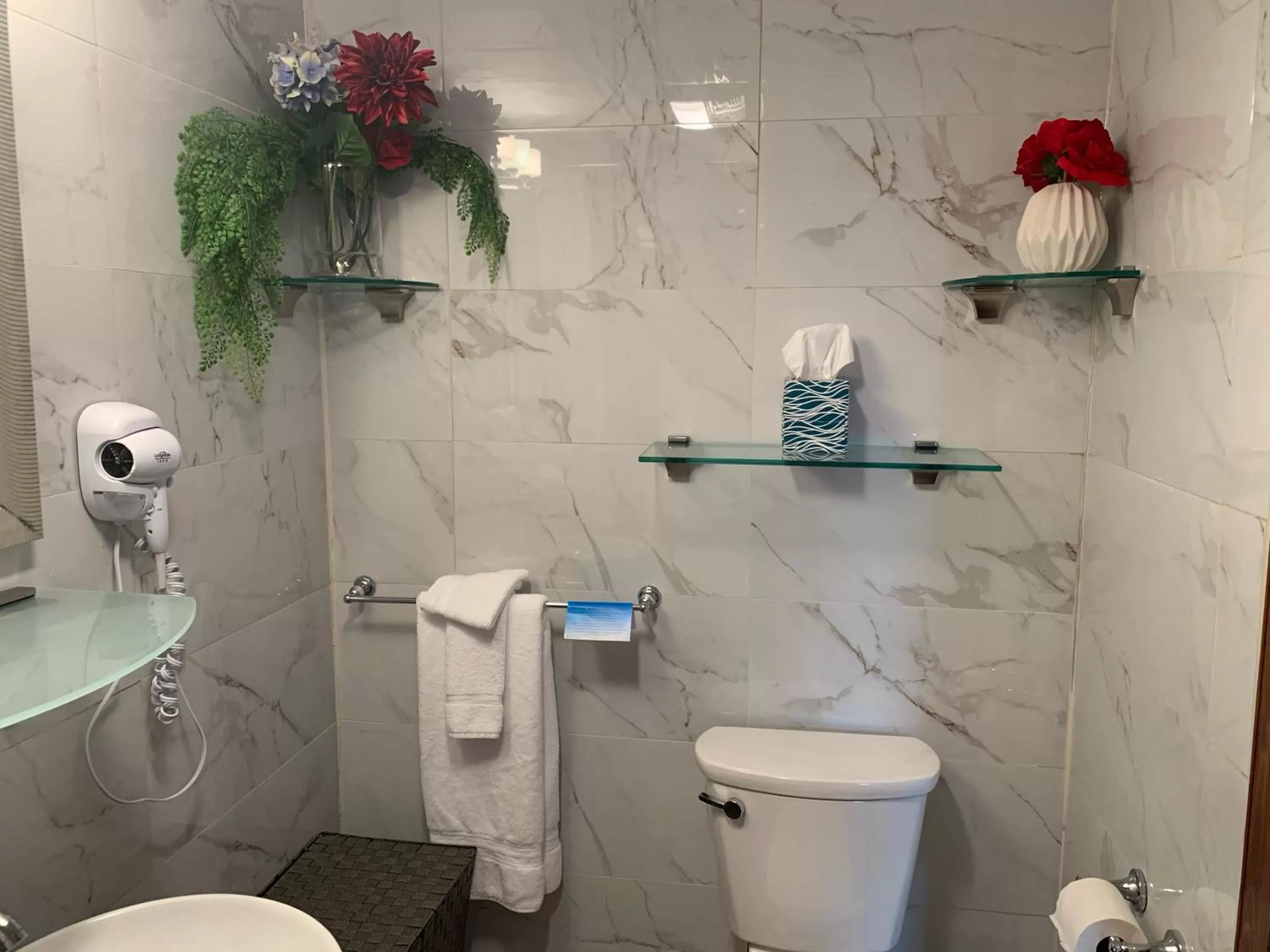 Bathroom in Atlantic Coast Inn