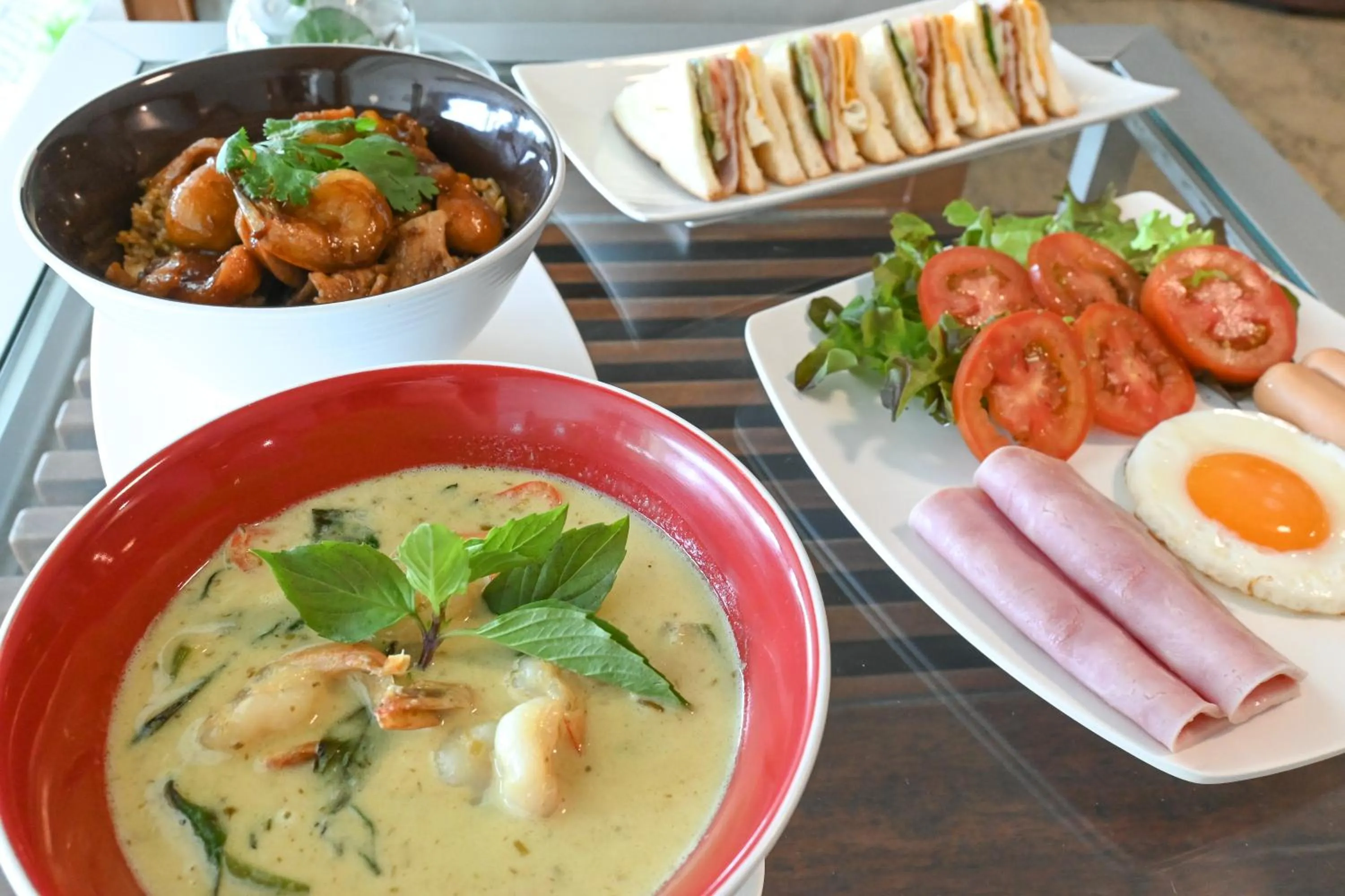 Breakfast in The Krungkasem Srikrung Hotel