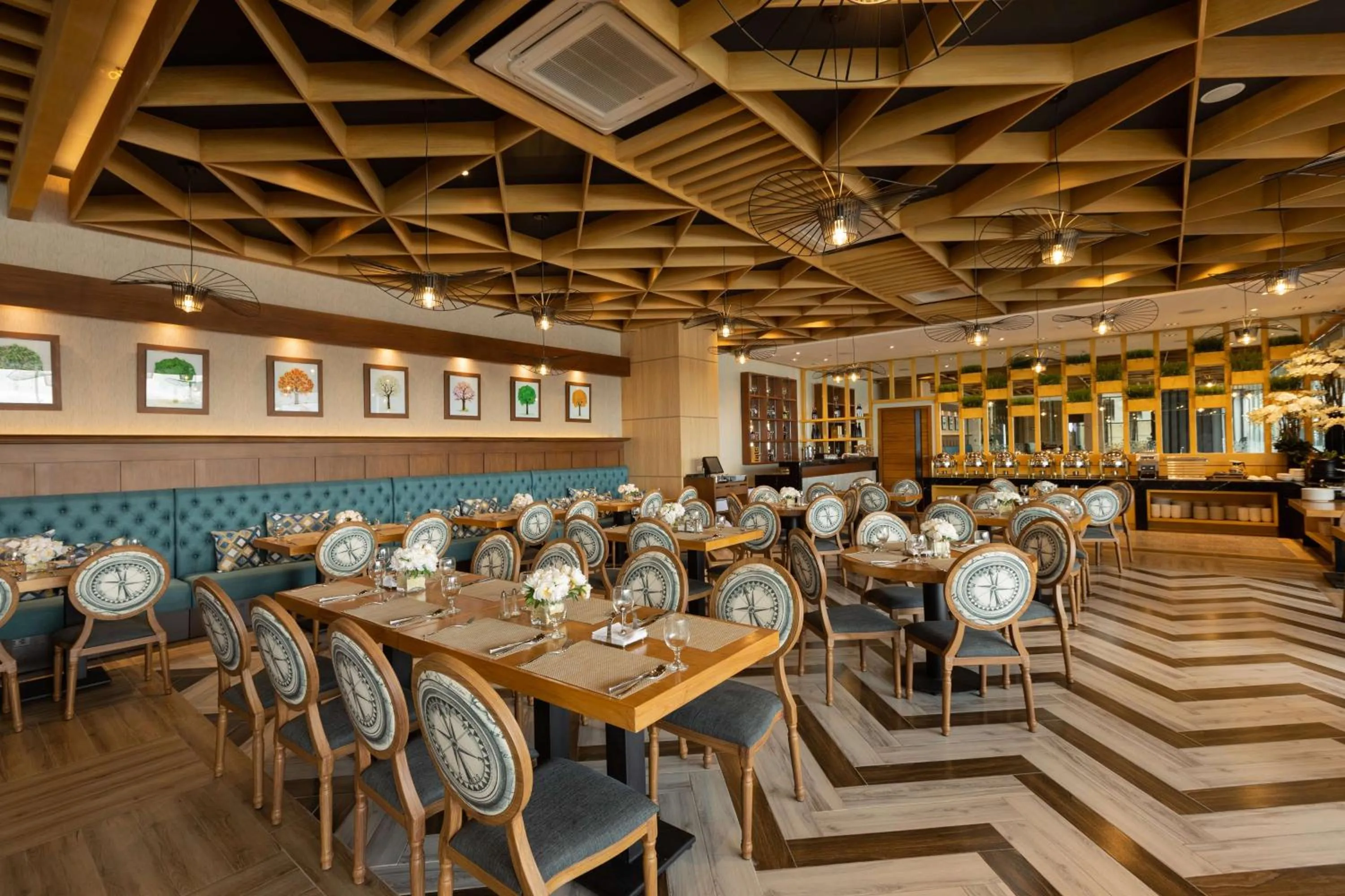 Restaurant/places to eat in Best Western Plus Metro Clark