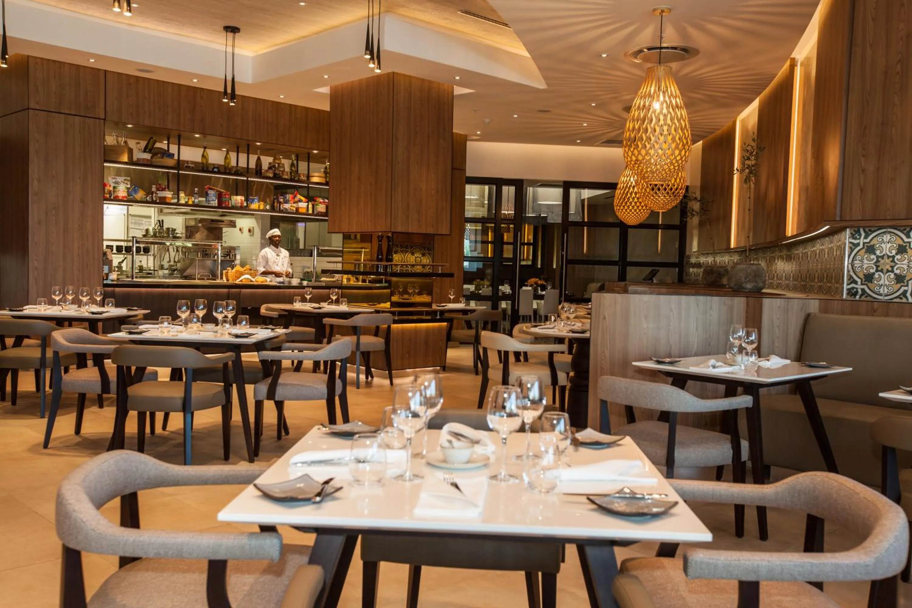 Restaurant/places to eat in Radisson Blu Hotel & Residence Maputo