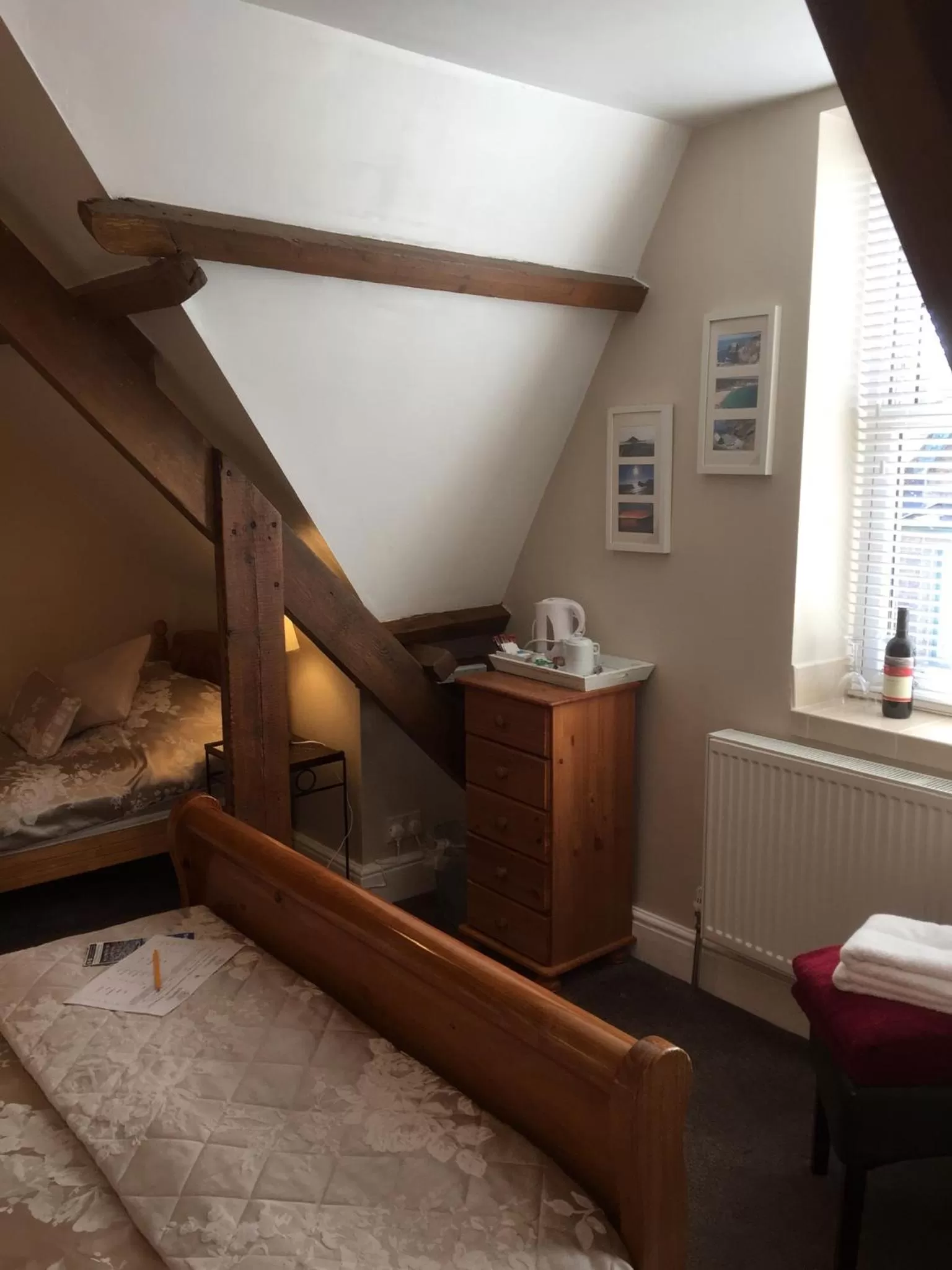 Breakfast, Bed in Chiverton House Guest Accommodation