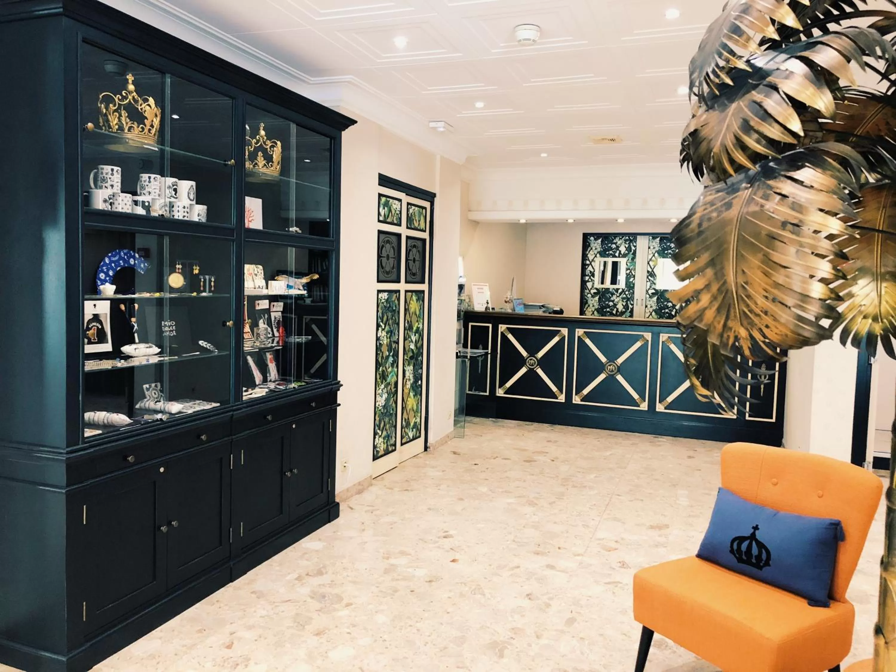 Lobby or reception in Napoleon