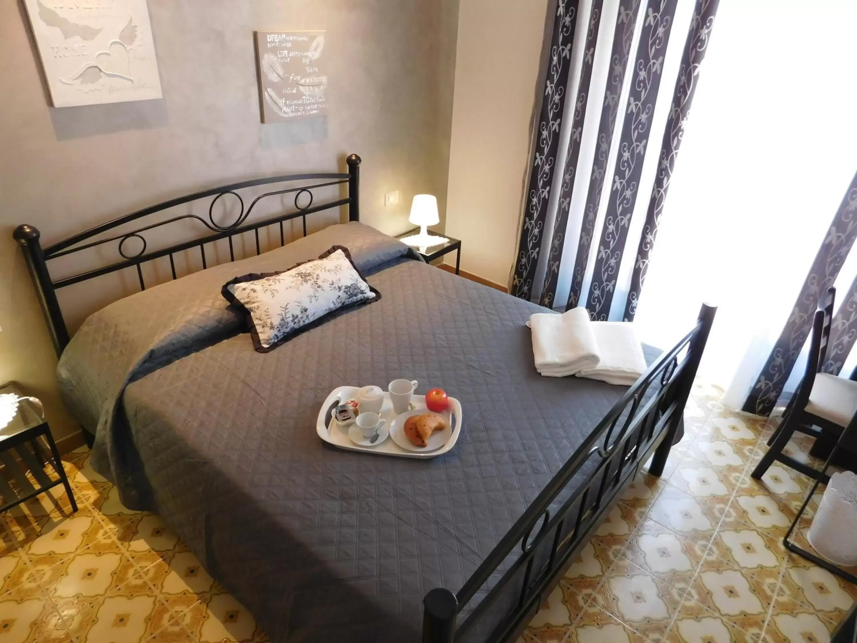 Deluxe Room in B&B Affittacamere La Dolce Mela Deluxe Room in B&B Affittacamere La Dolce Mela