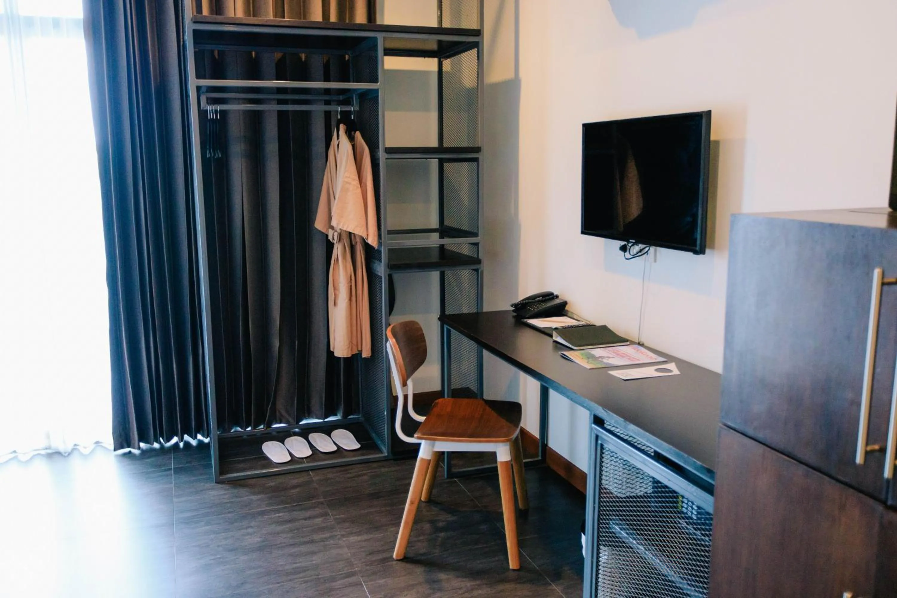 hair dresser in Wealth Boutique Hotel Chiang Mai