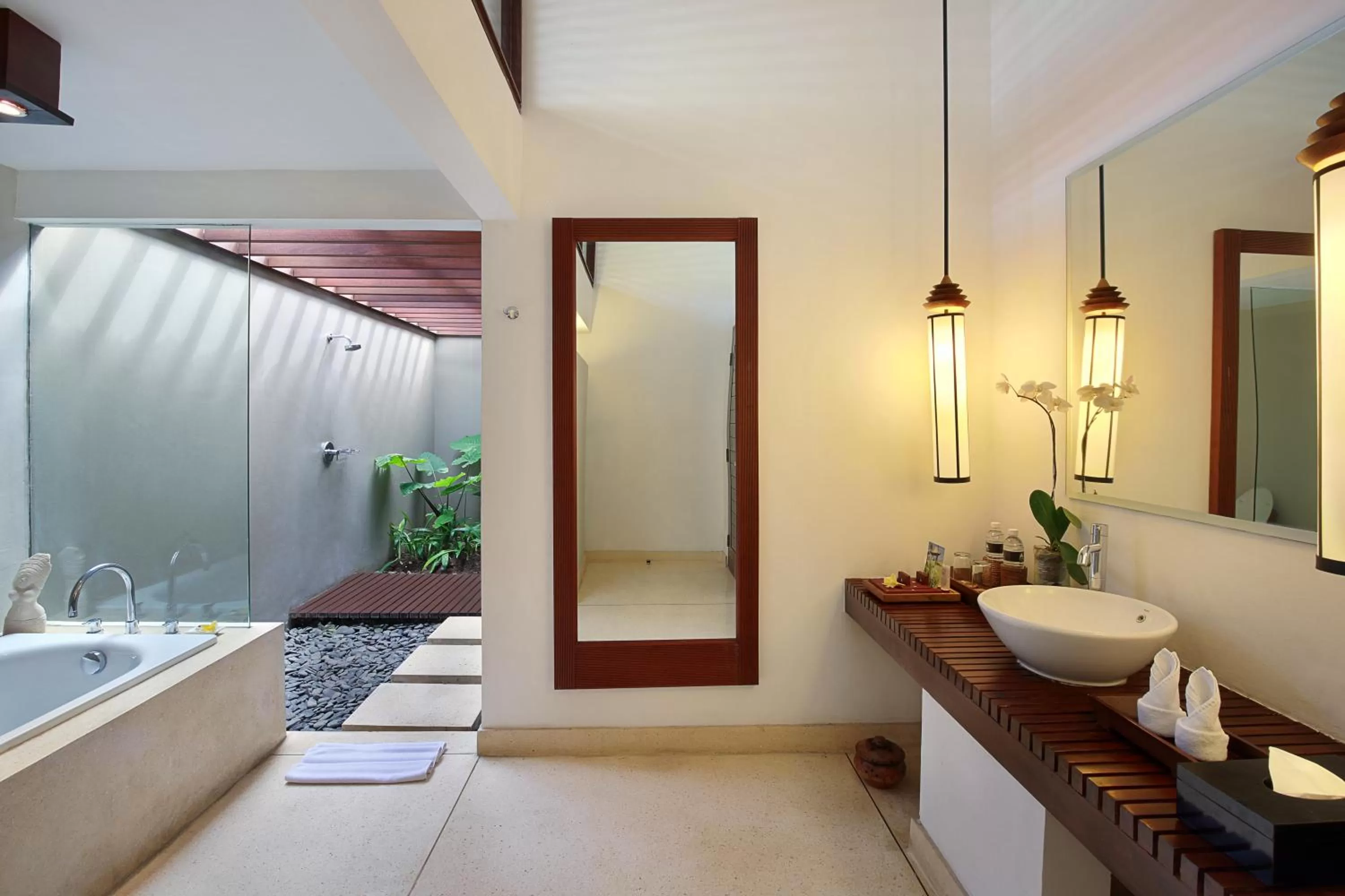 Shower in Bali Niksoma Boutique Beach Resort