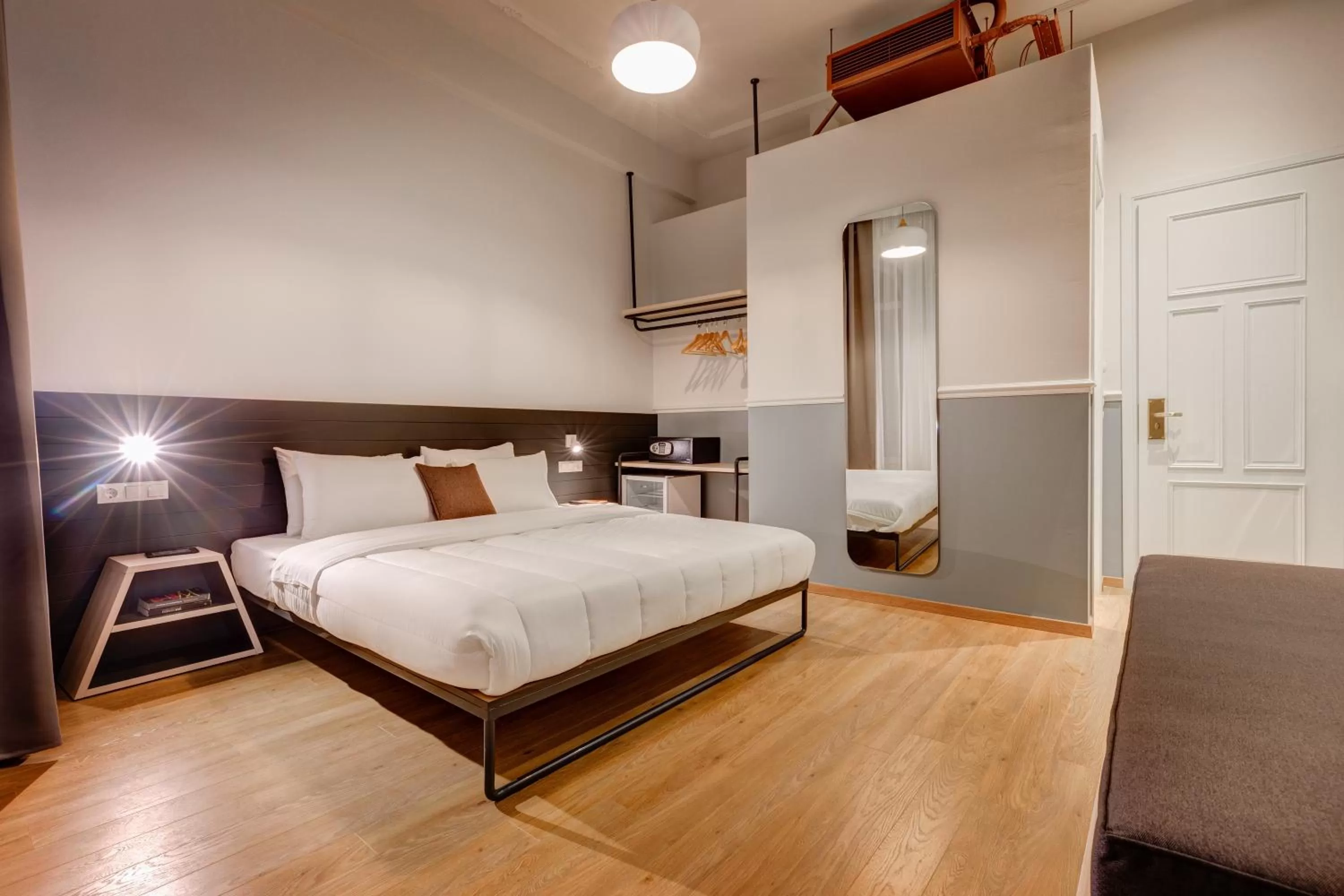 Photo of the whole room, Bed in Colors Urban Hotel Thessaloniki