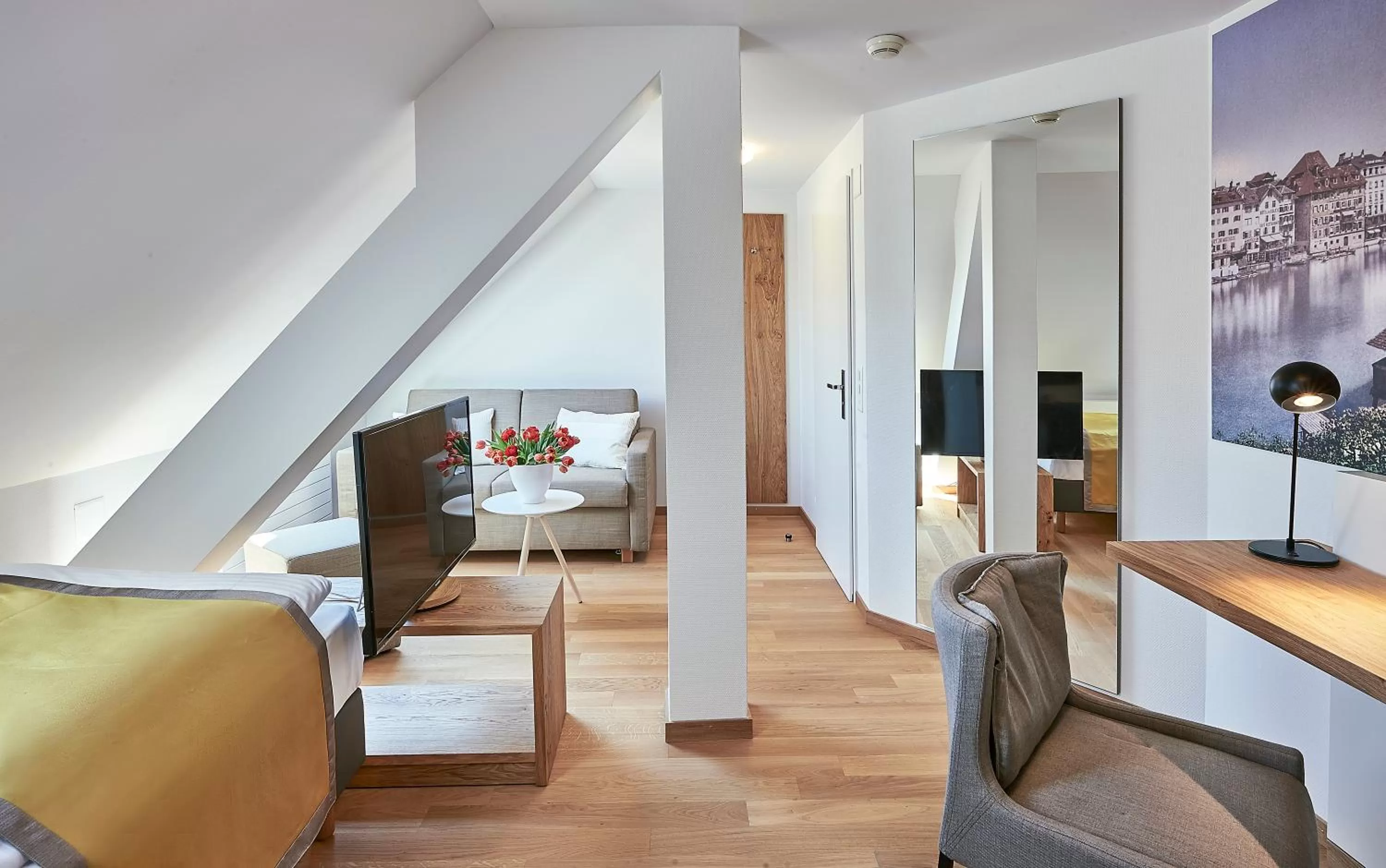 Photo of the whole room in Hotel Central Luzern