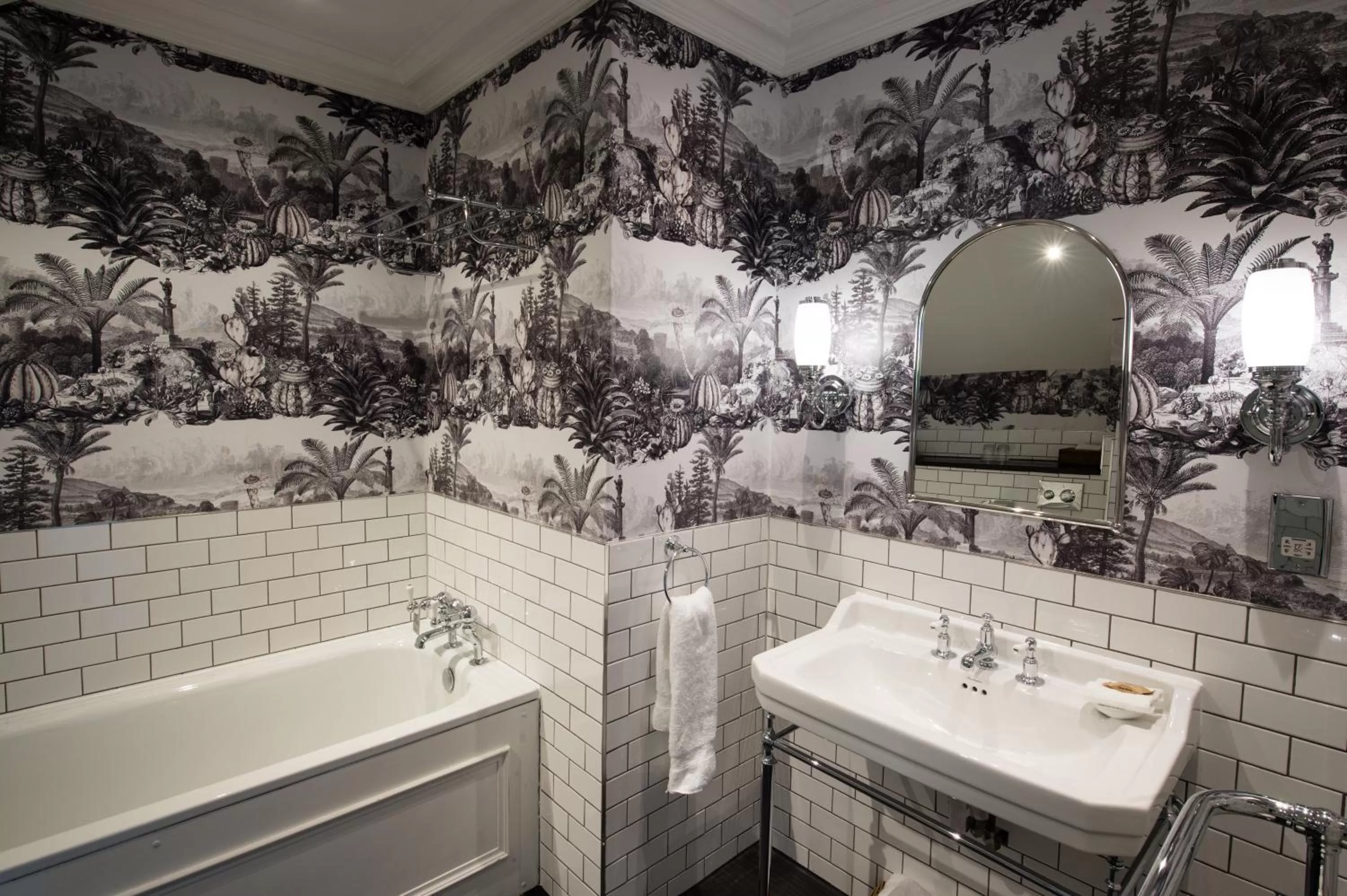 Bathroom in One Devonshire Gardens a Hotel Du Vin