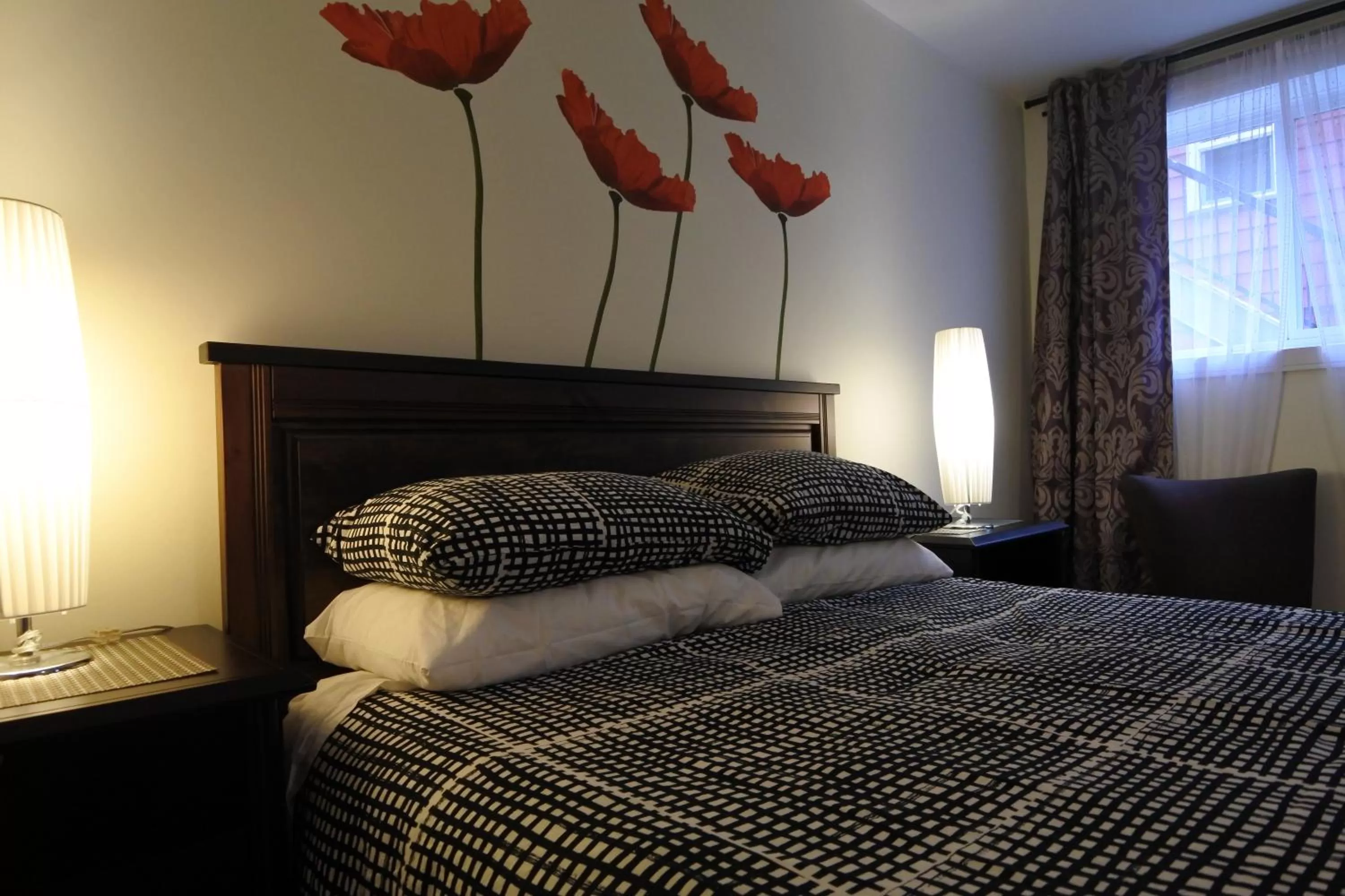 Bedroom, Bed in Black Rooster Guesthouse