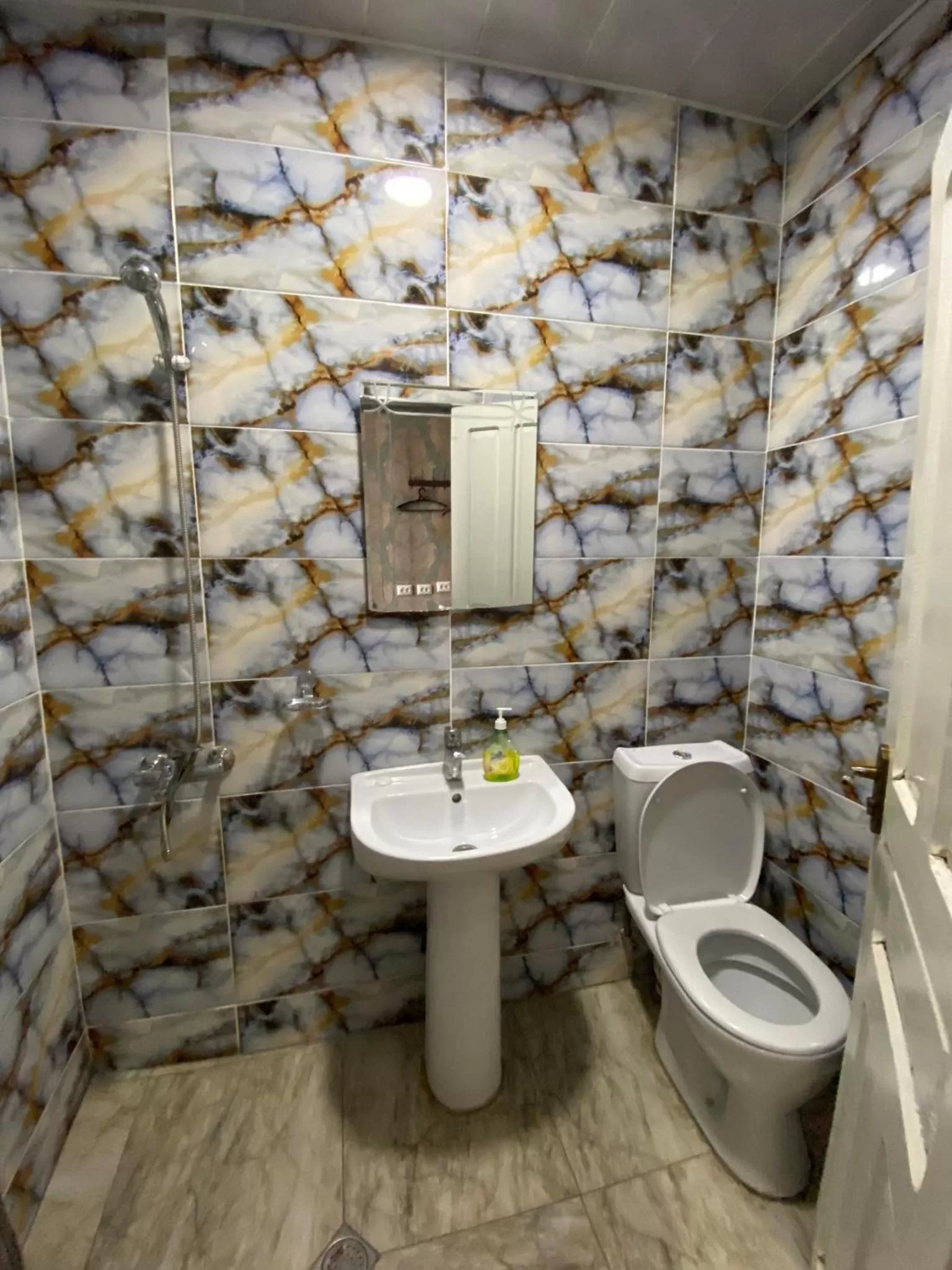 Bathroom in Hostel Golden Fleece