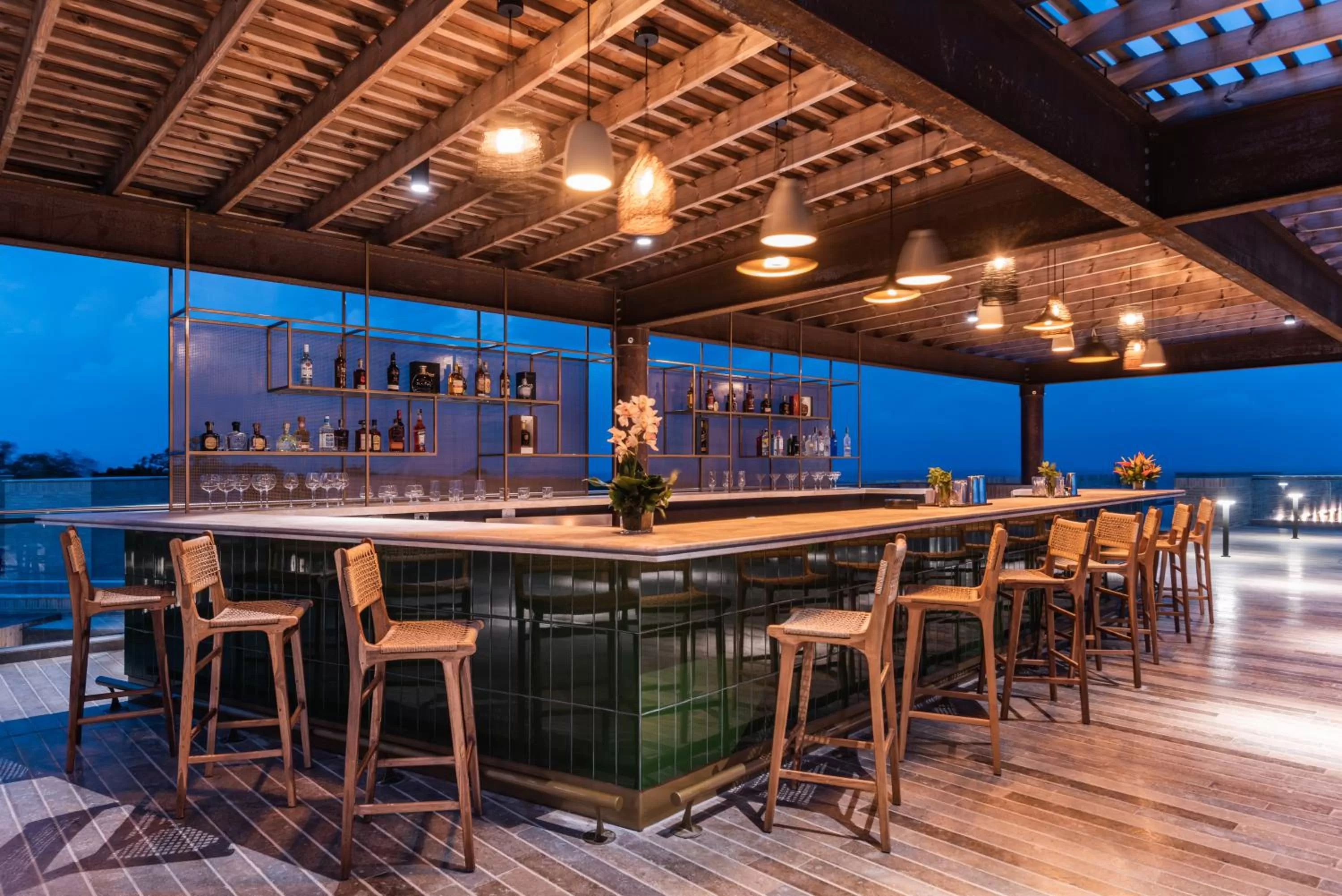 Lounge or bar in Sofitel Barú Cartagena