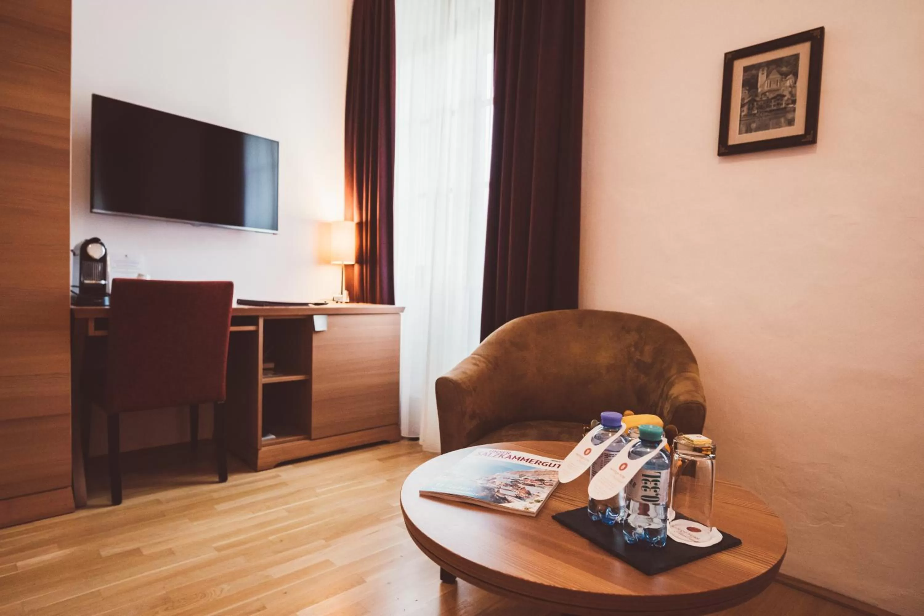 Photo of the whole room in Heritage Hotel Hallstatt