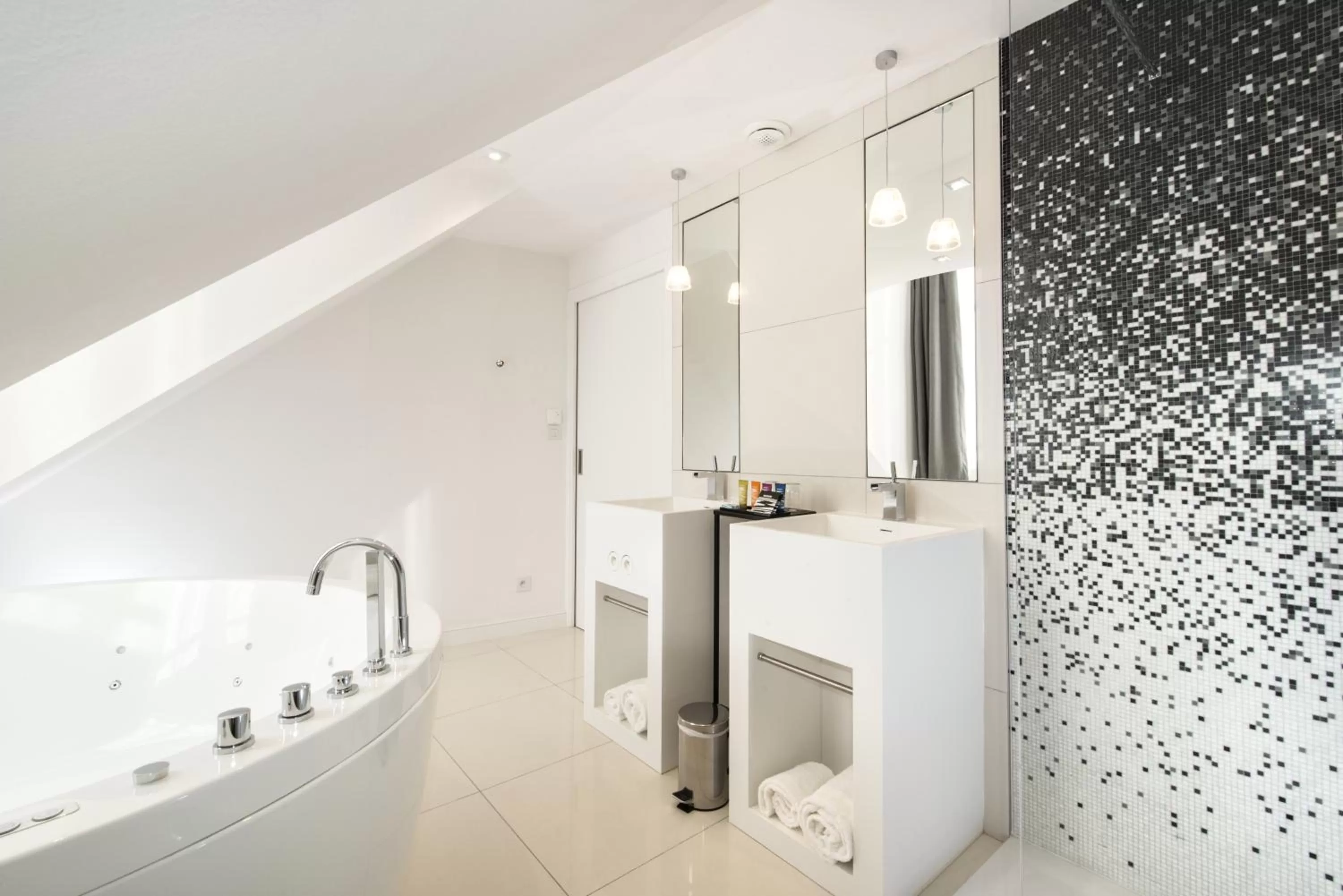 Bathroom in Vertigo Hotel, Dijon, a Member of Design Hotels