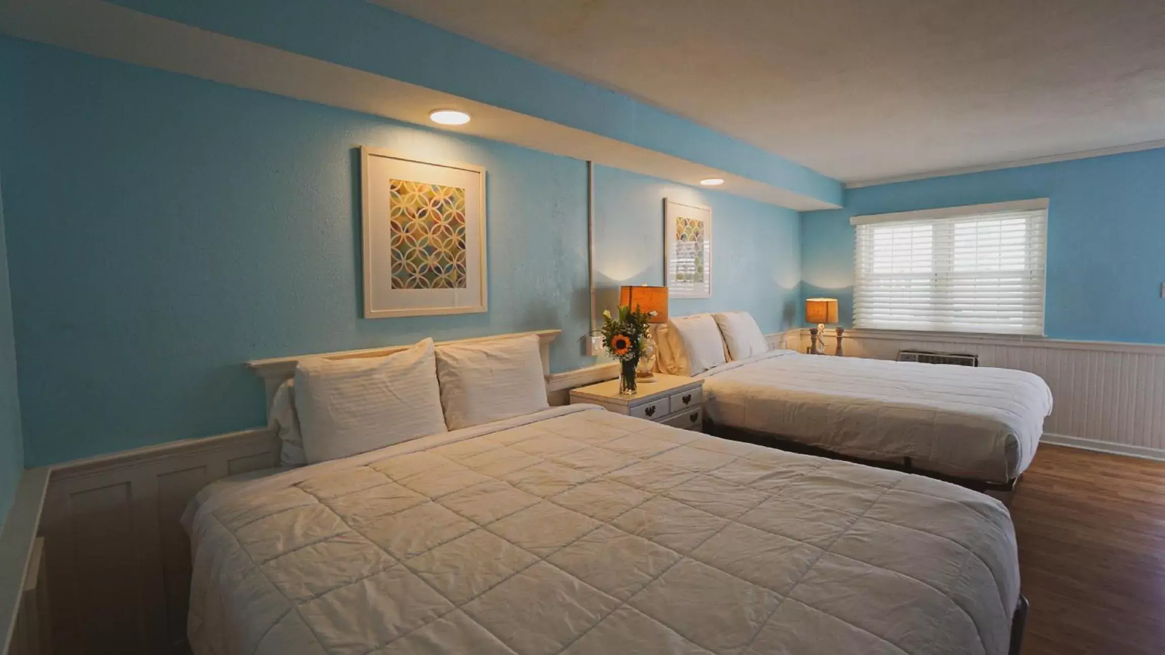 Deluxe King Room in Saratoga Resort Deluxe King Room in Saratoga Resort