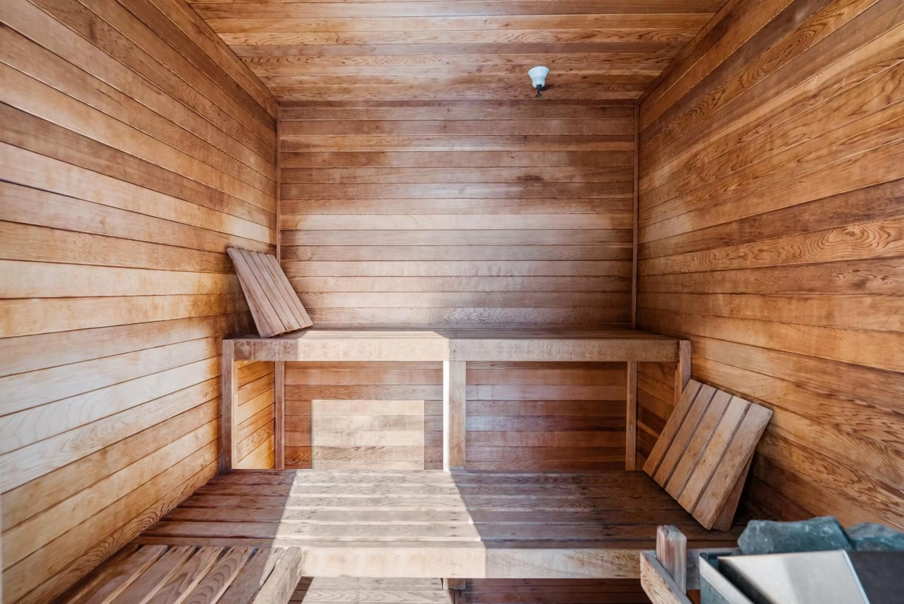 Hennessey House Bed and Breakfast