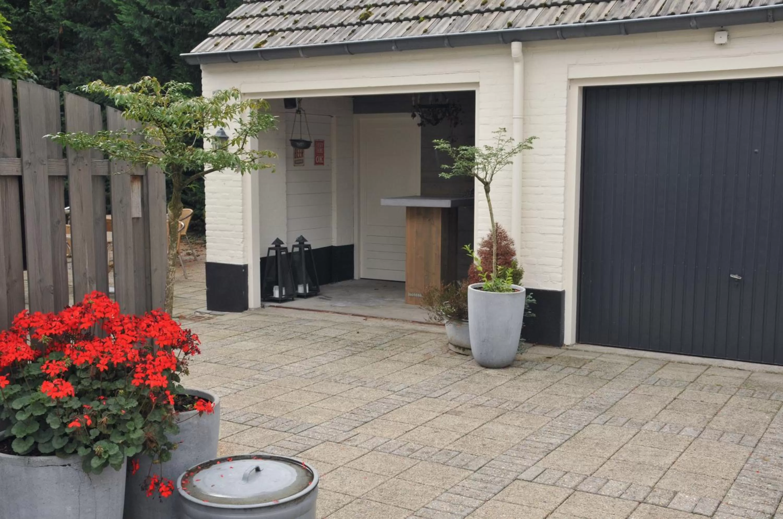 Property building in Hotel Het Anker