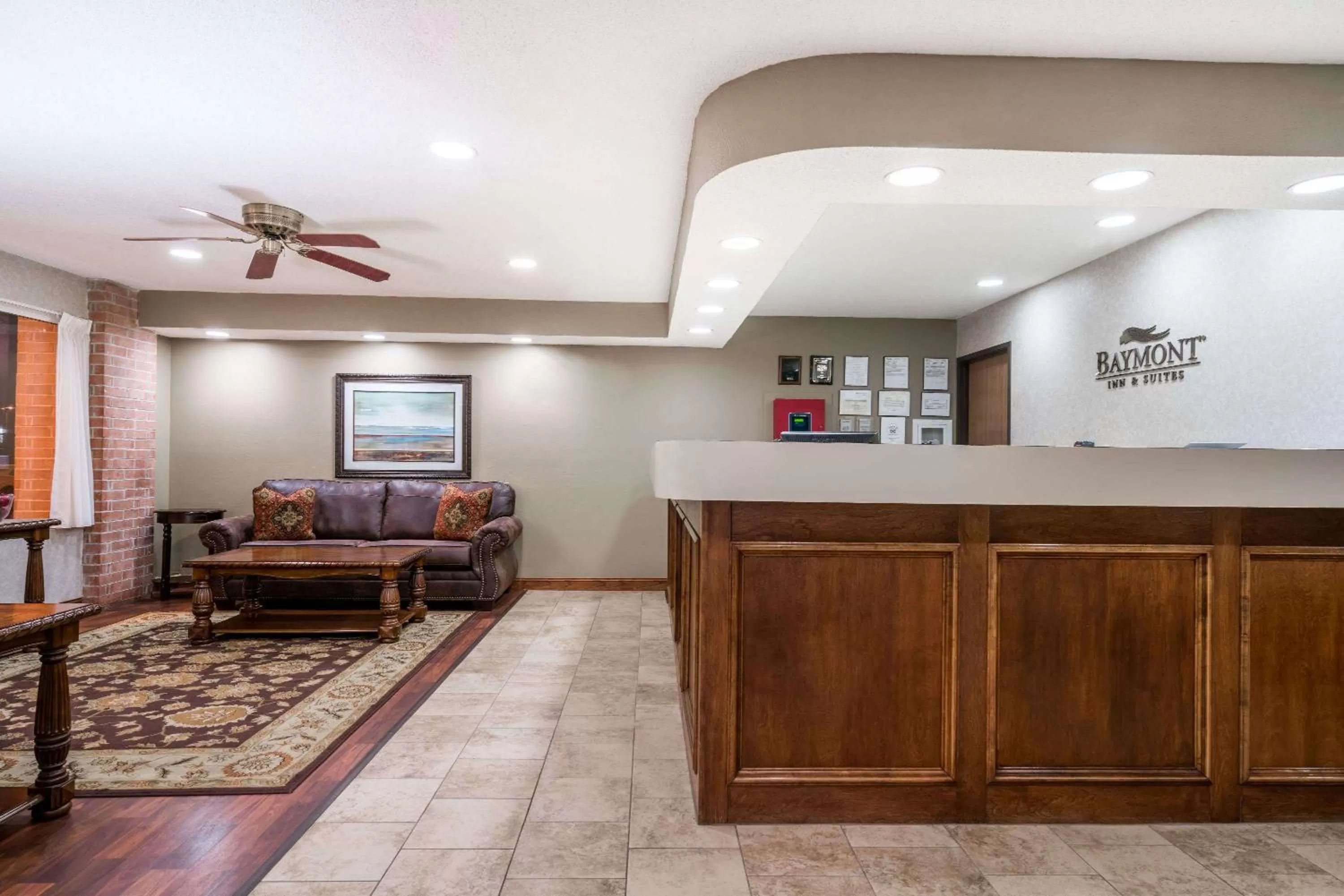 Lobby or reception in Baymont by Wyndham Marshfield