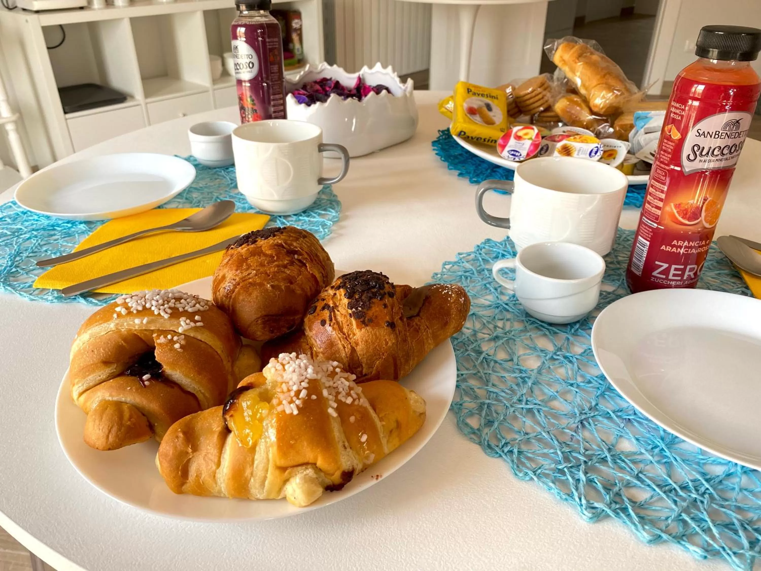 Food, Breakfast in Luna Nuova Suites